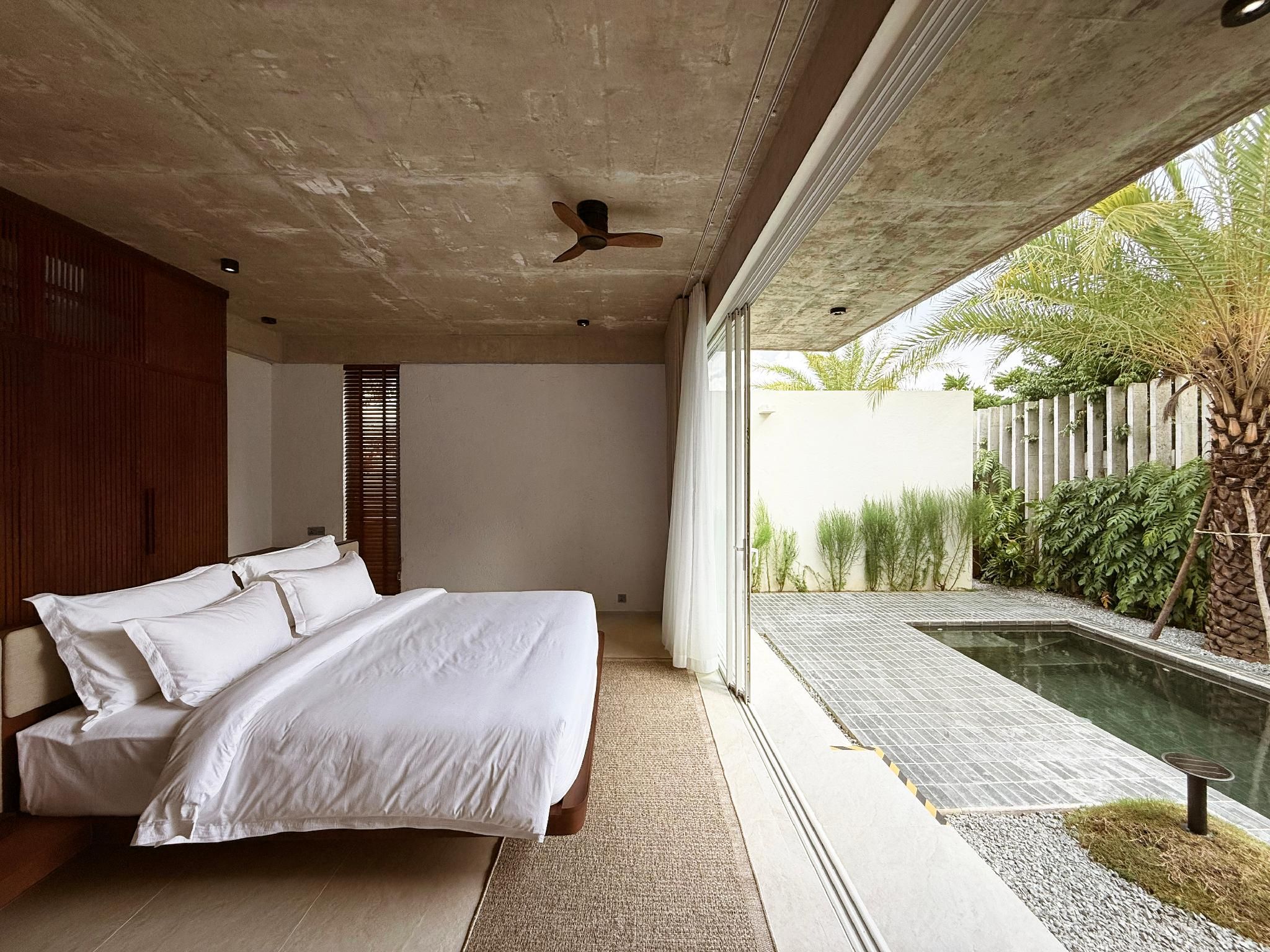 Serene Vita Retreat Private Pool Suite