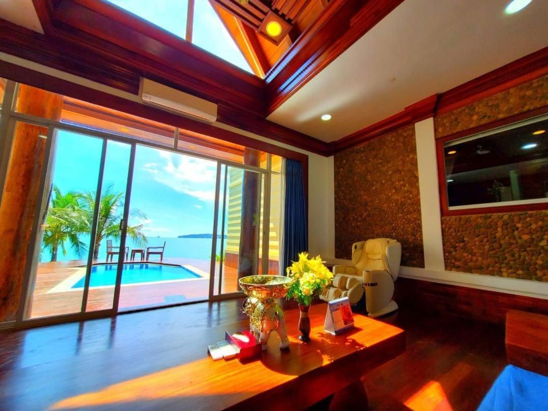 One Bedroom Villa