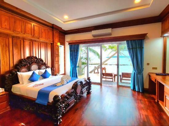 Three-Bedroom Pool Villa