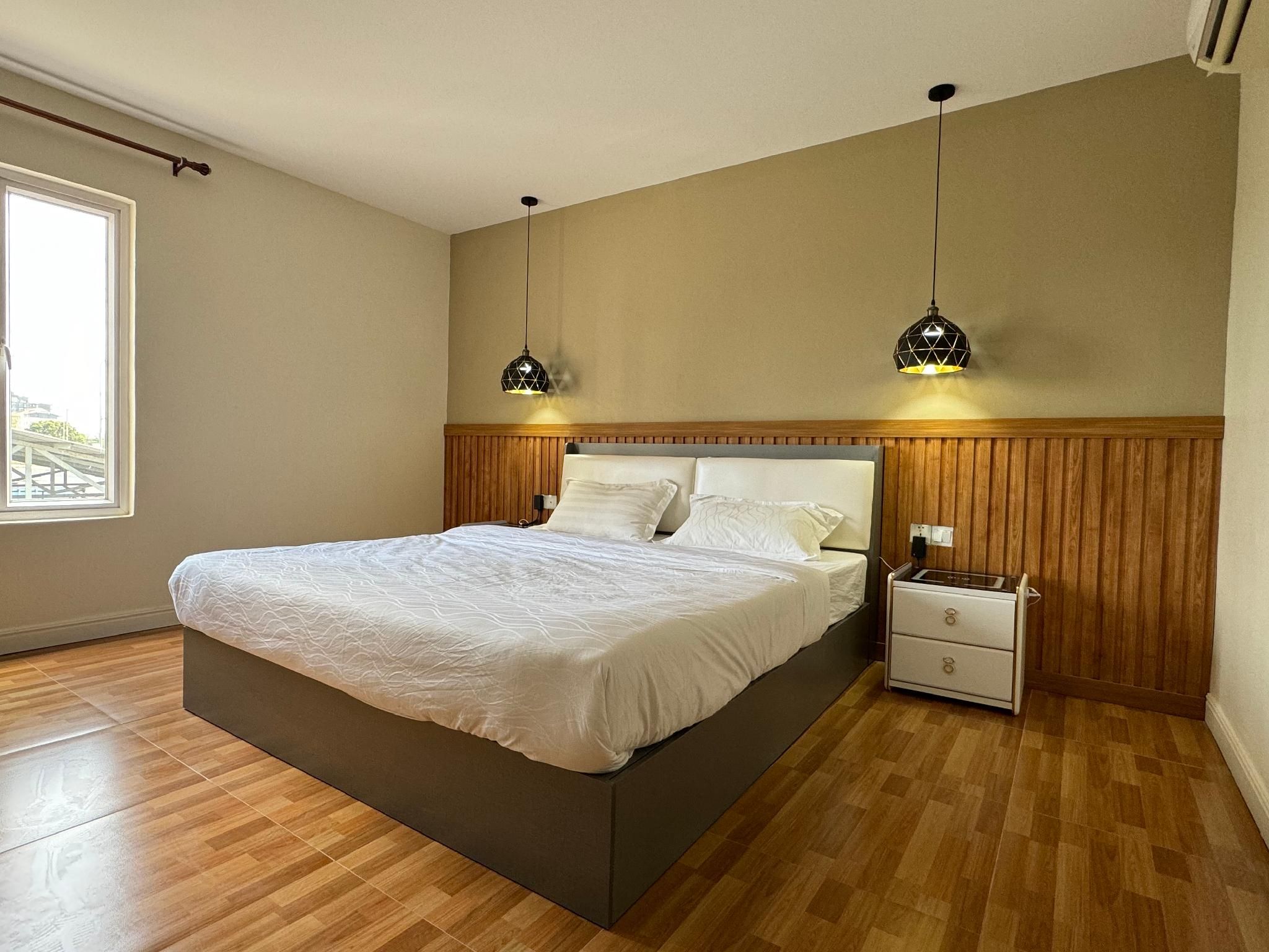 King Bed