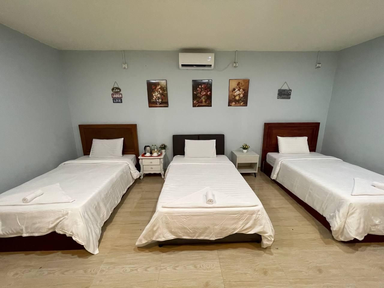 Triple Room