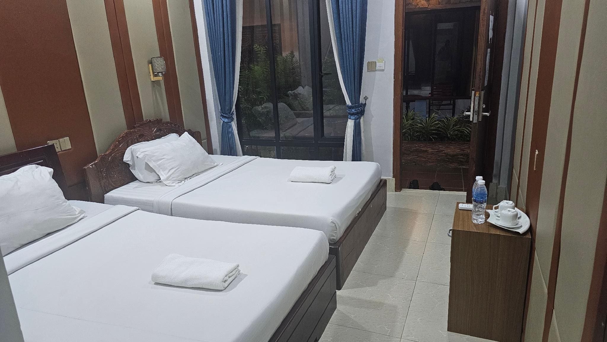 360 Riverview Bungalow & Restaurent Standard Double