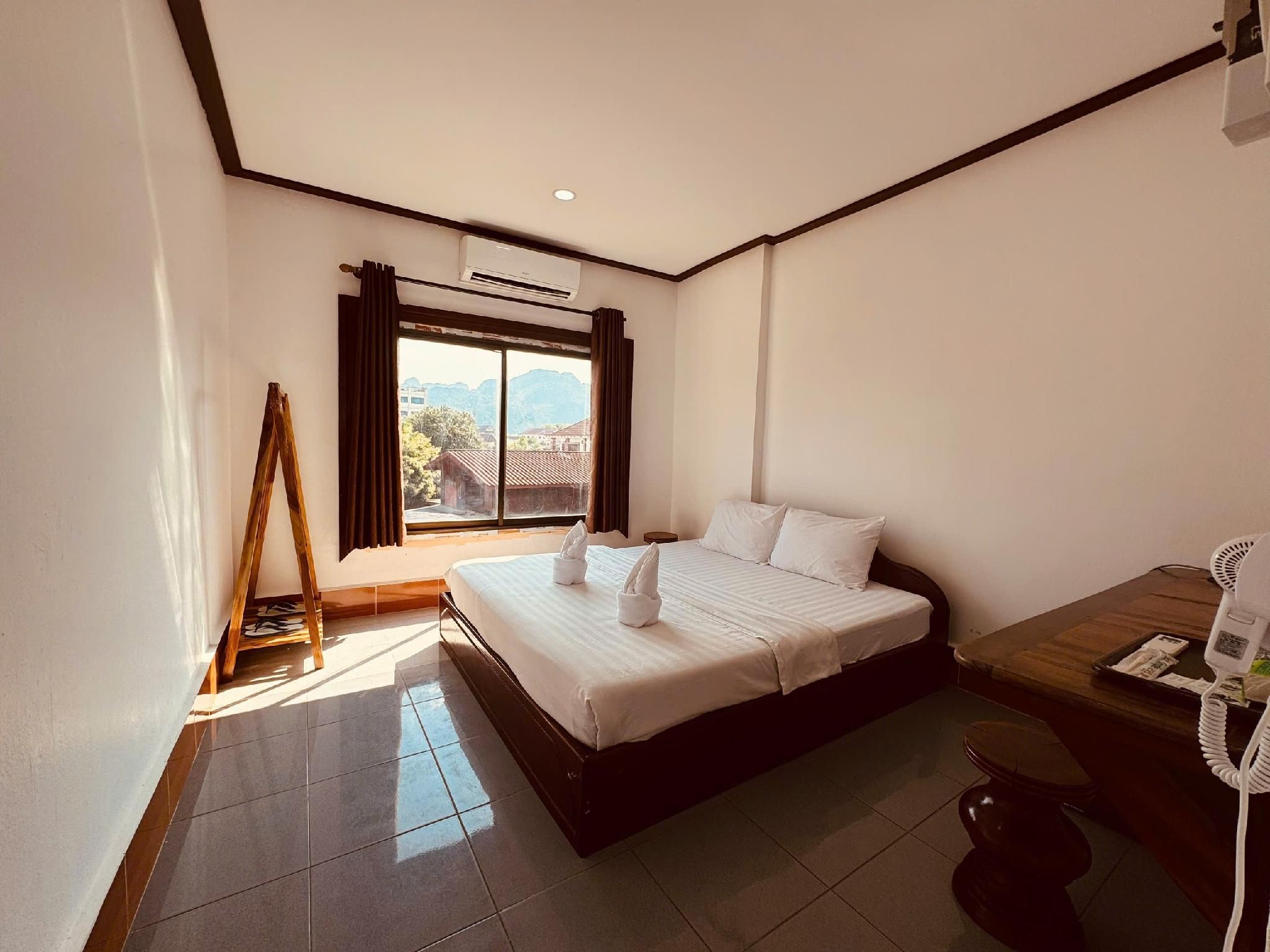 Double Room with Mountain View