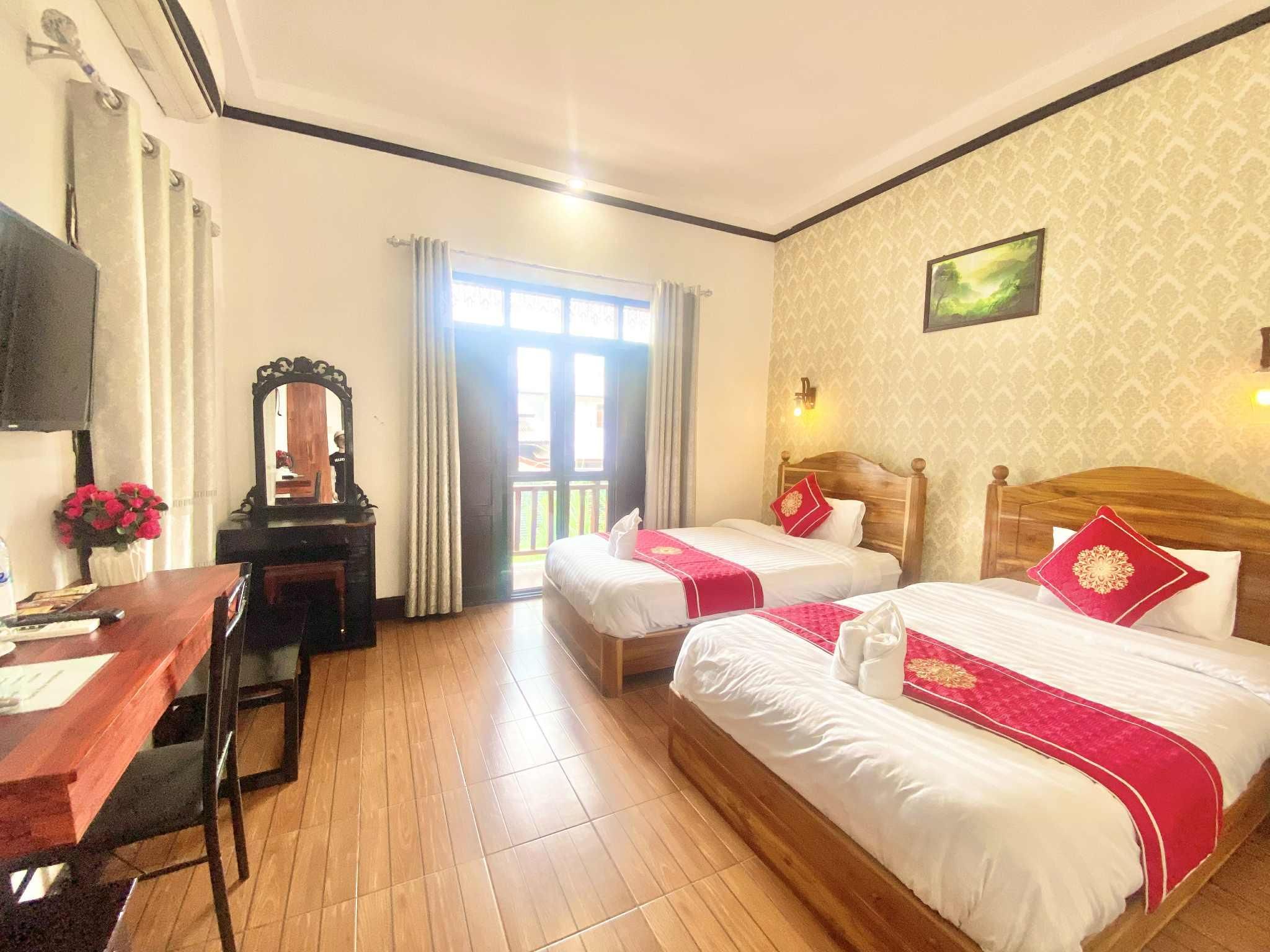 Twin Room with Balcony