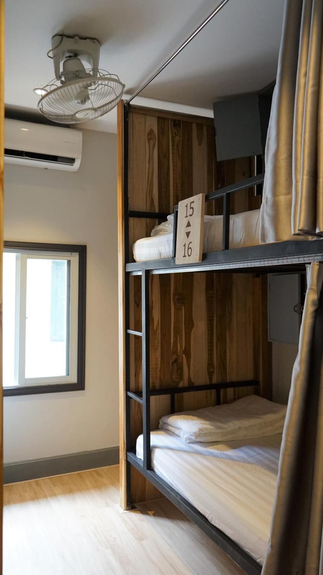 Bed in 4-Bed Mixed Dormitory Room