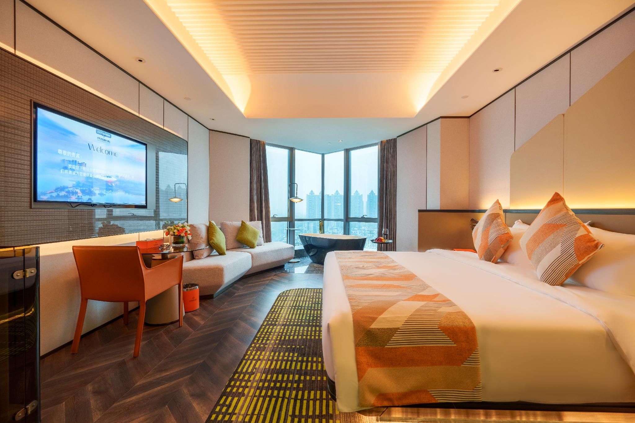 Deluxe Queen Room with View