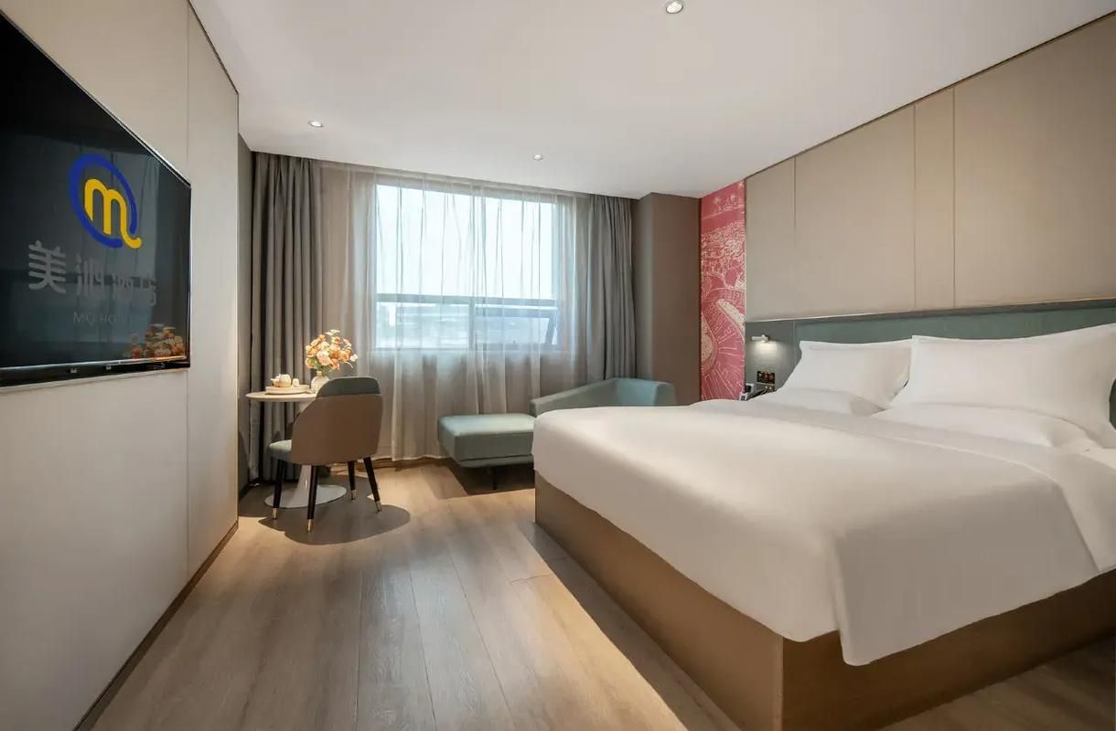 Delightful Room
