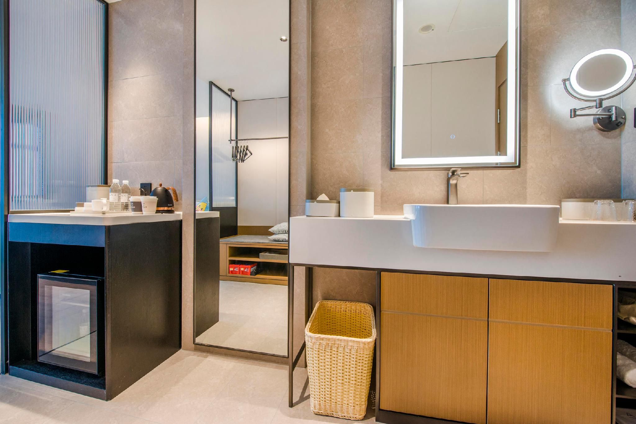 Atour Hotel Zhuhai Doumen Executive Family Twin Room 3