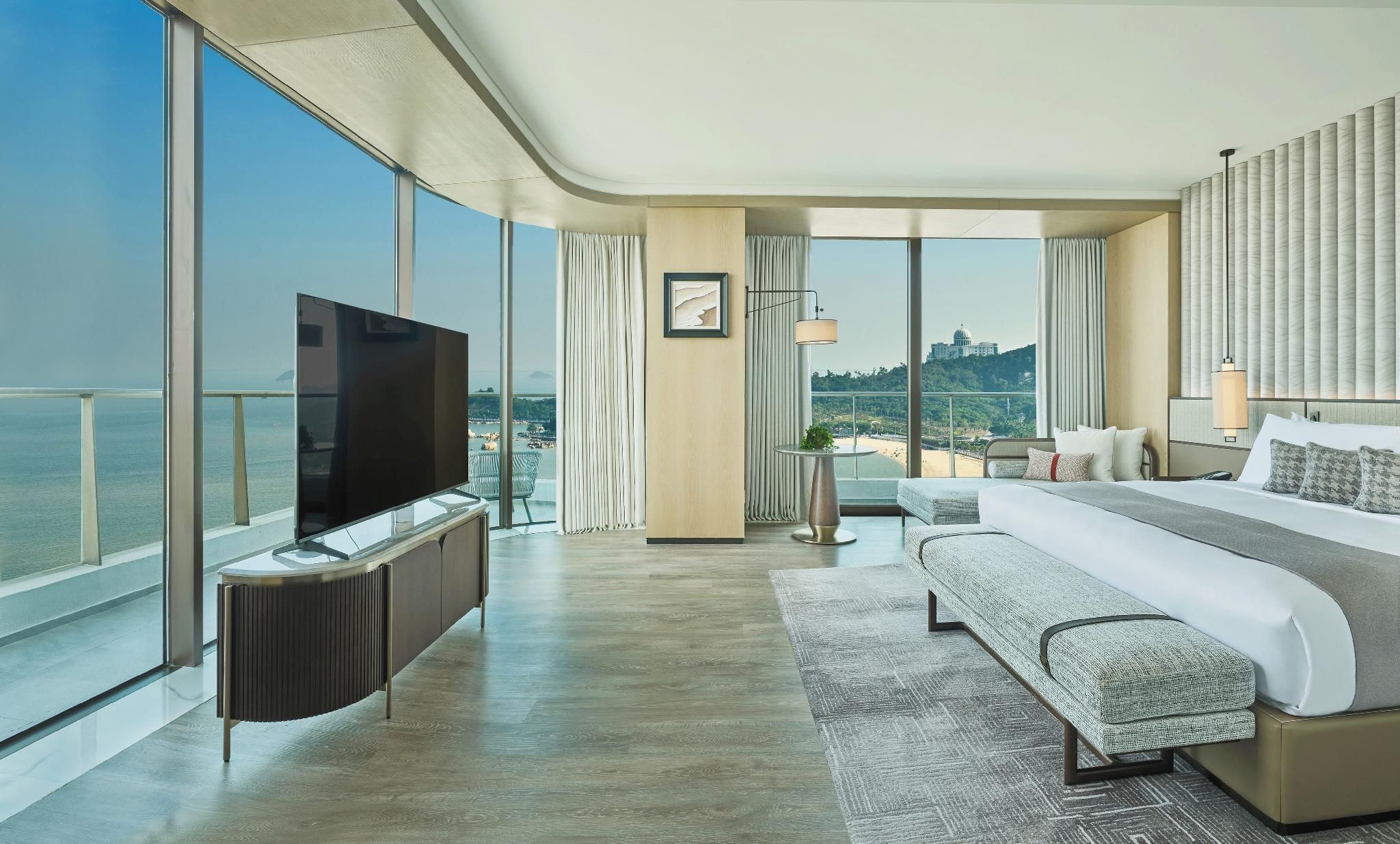 Opera House Sea View Suite