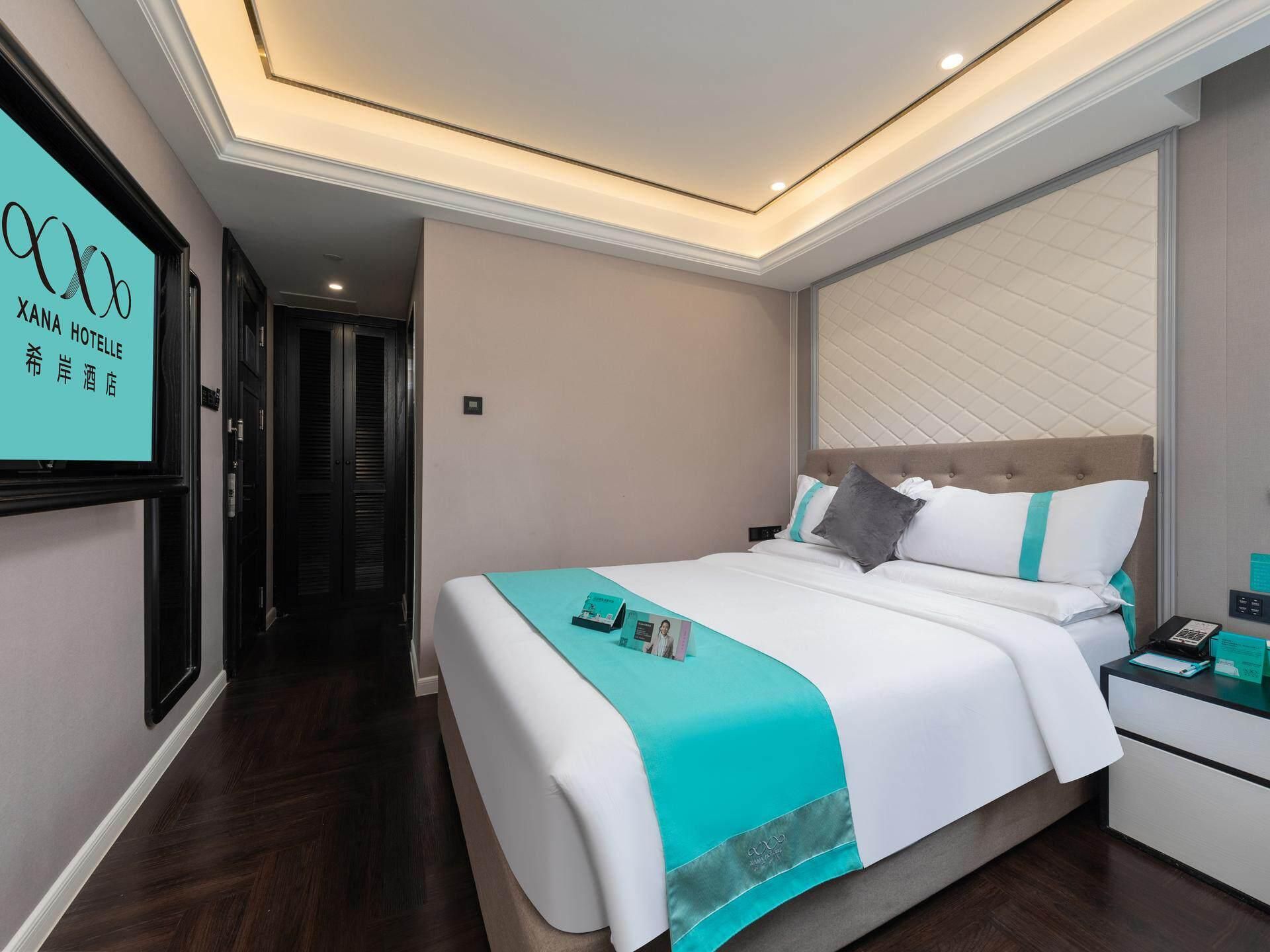 Xana - Deluxe Bed Room