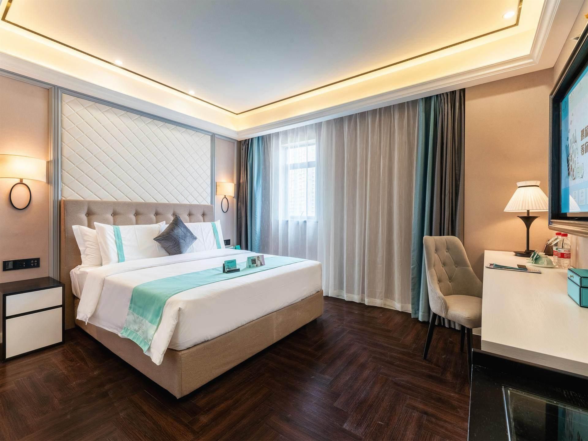 Xana - Business Bed Room
