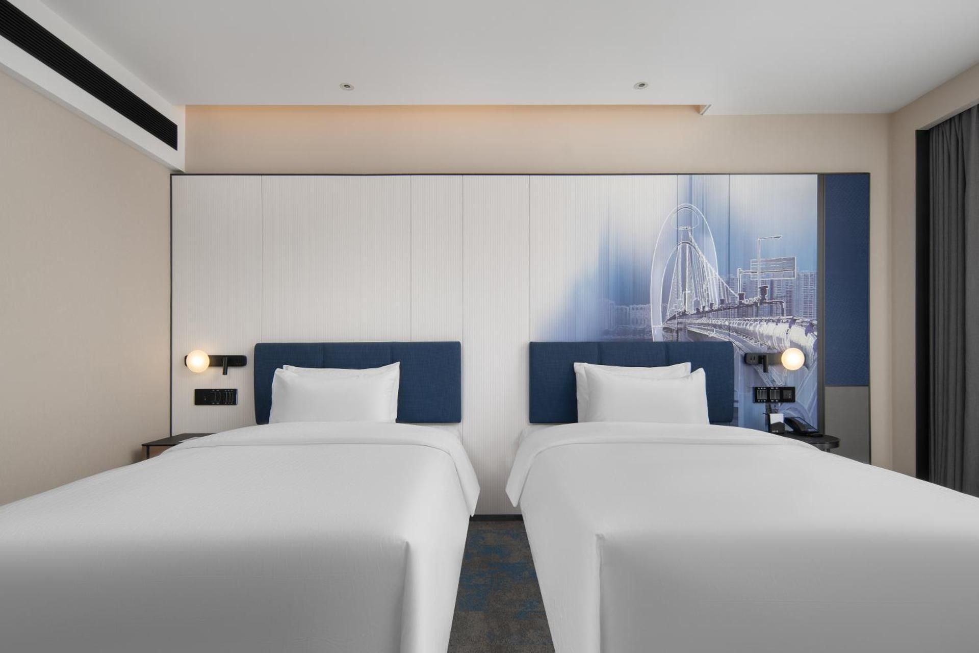 2 Bed Twin Superior Room