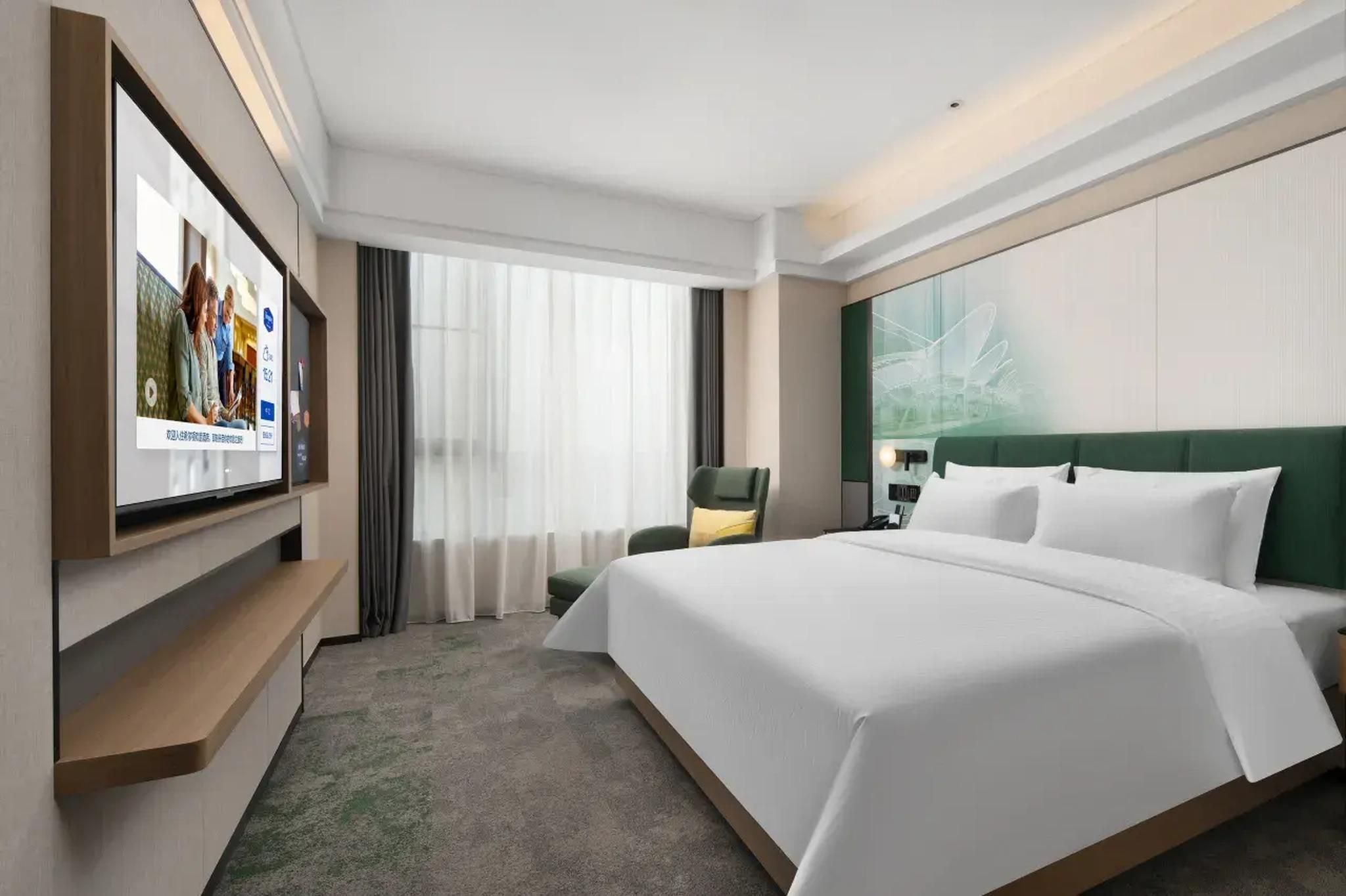 Business Suite Room