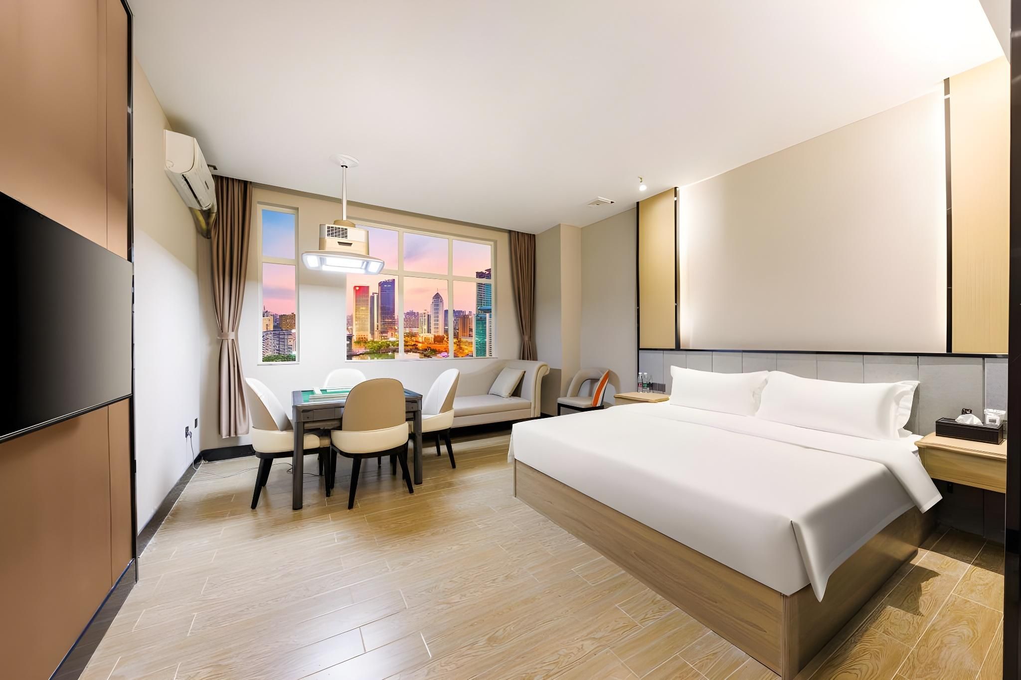 Junior Suite with King Bed