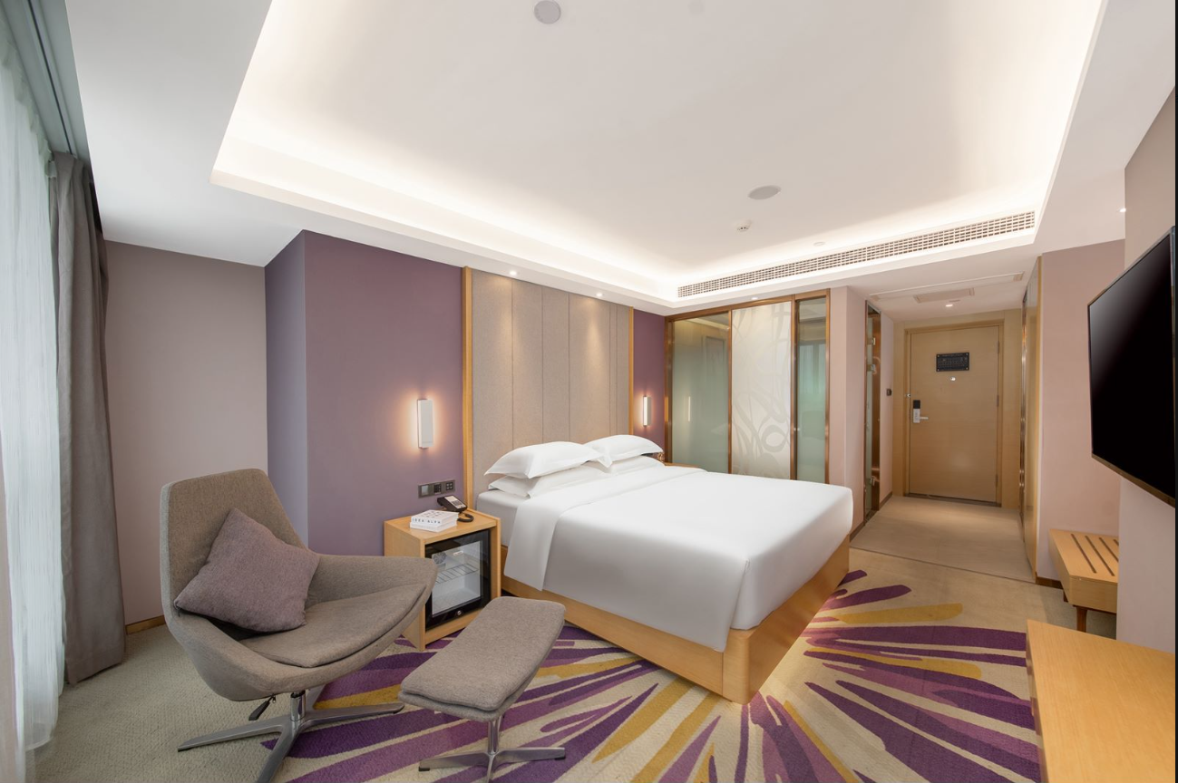 Deluxe Plus Super King Room