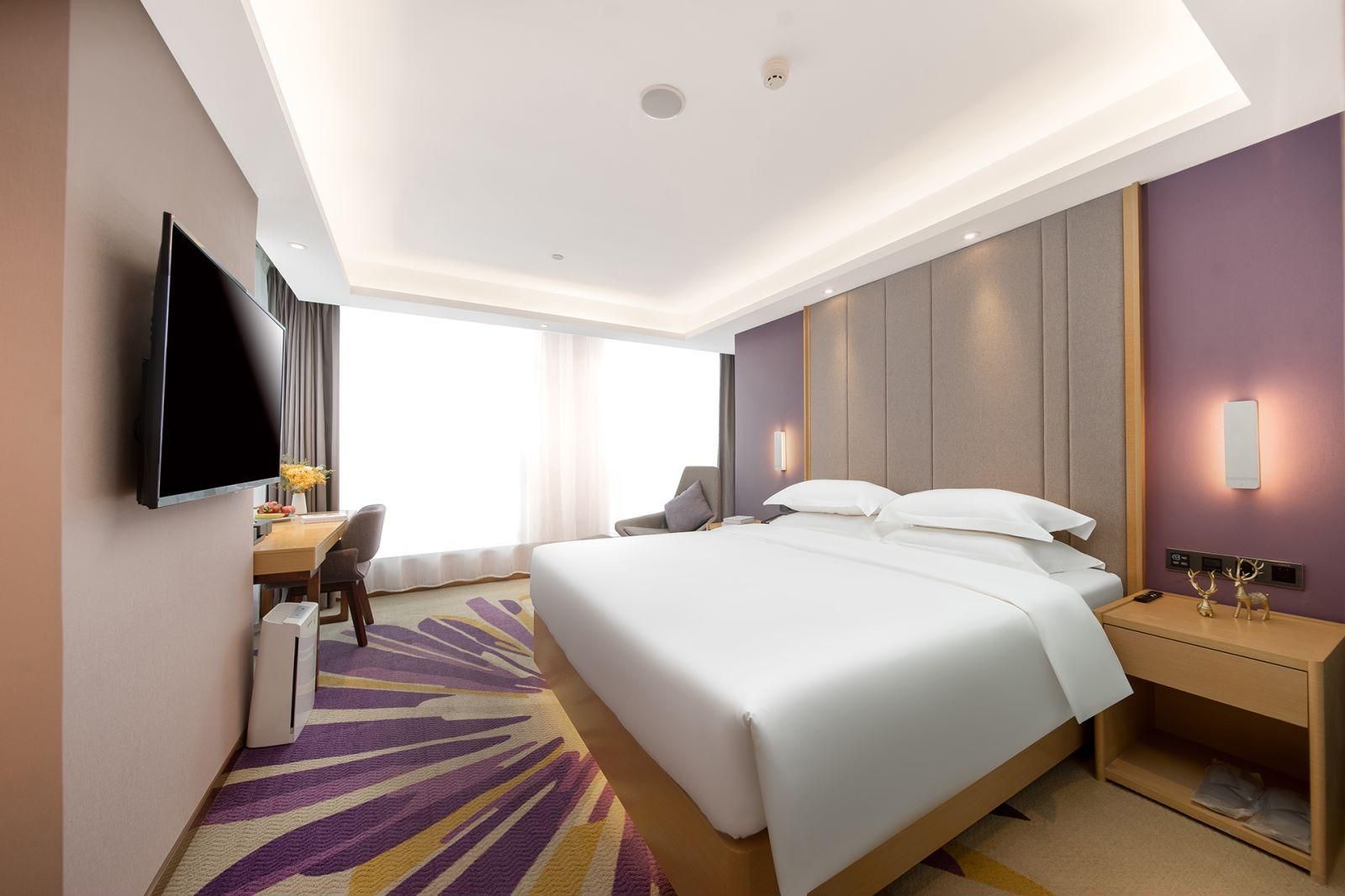 Deluxe Plus Super King Room