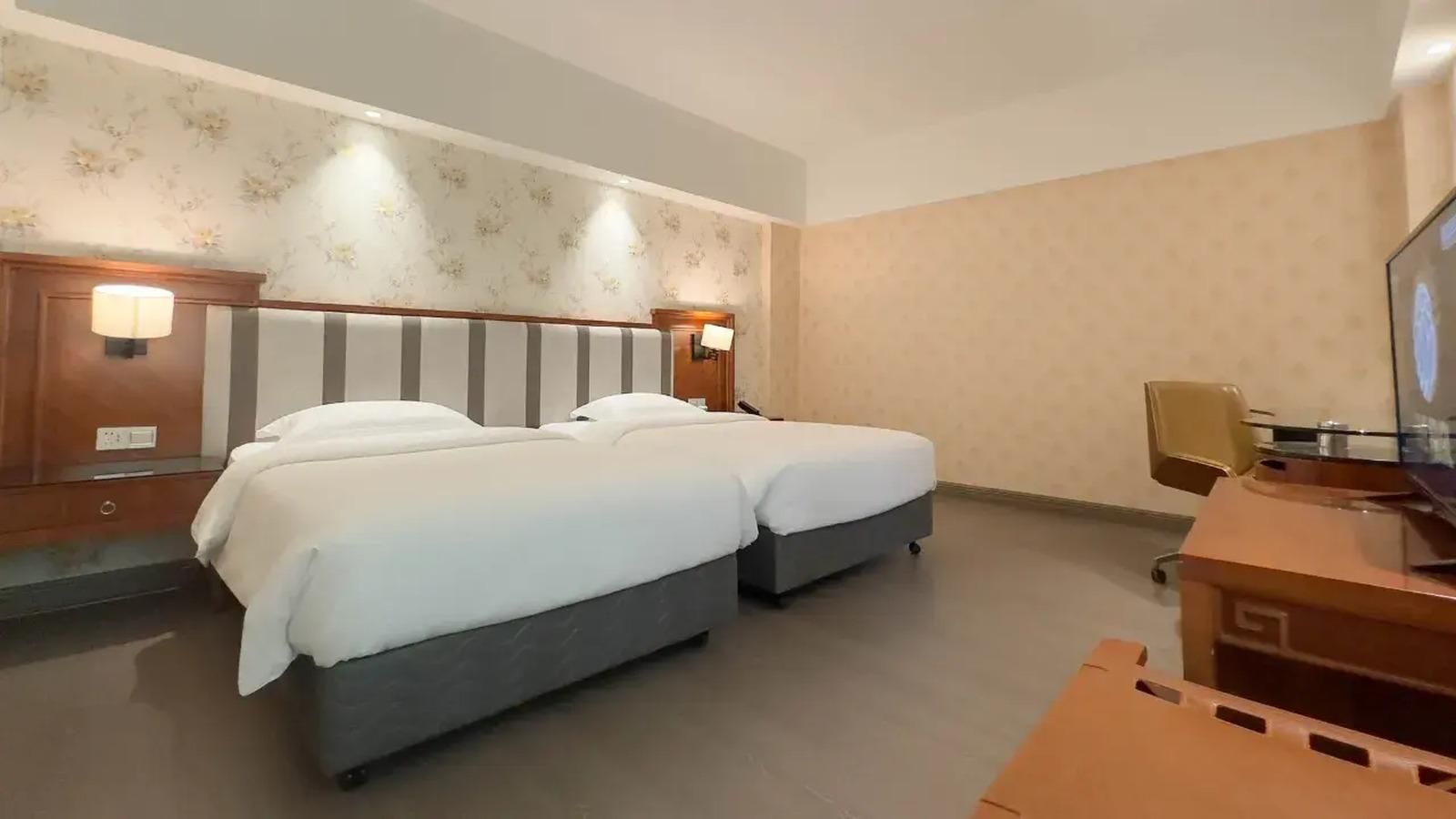 Twin Beds Standard Room