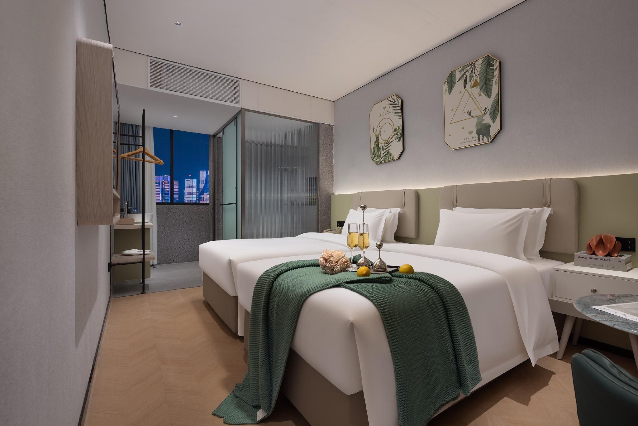 Twin Bed Room