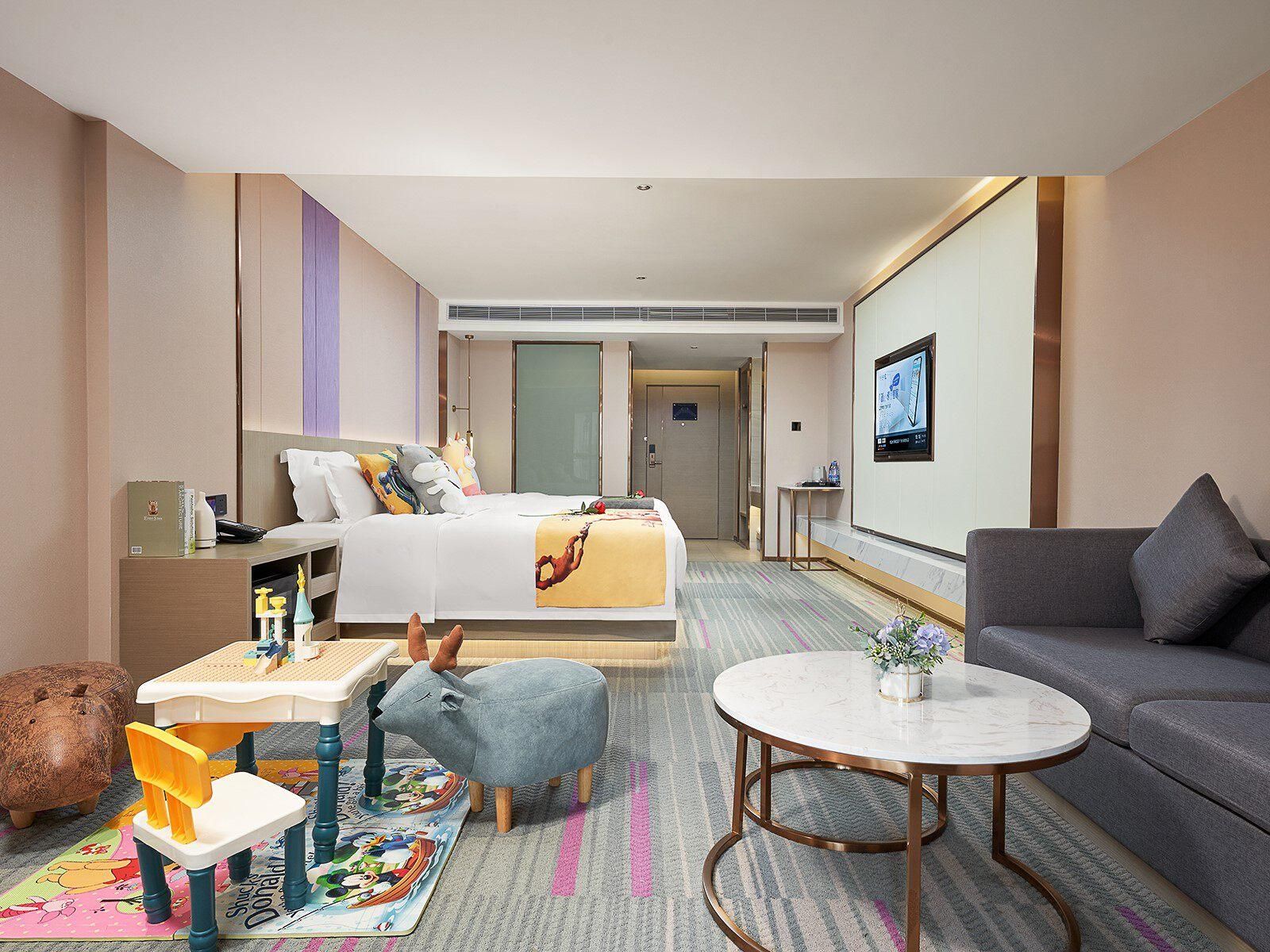 WH - Pure Nature Family Room