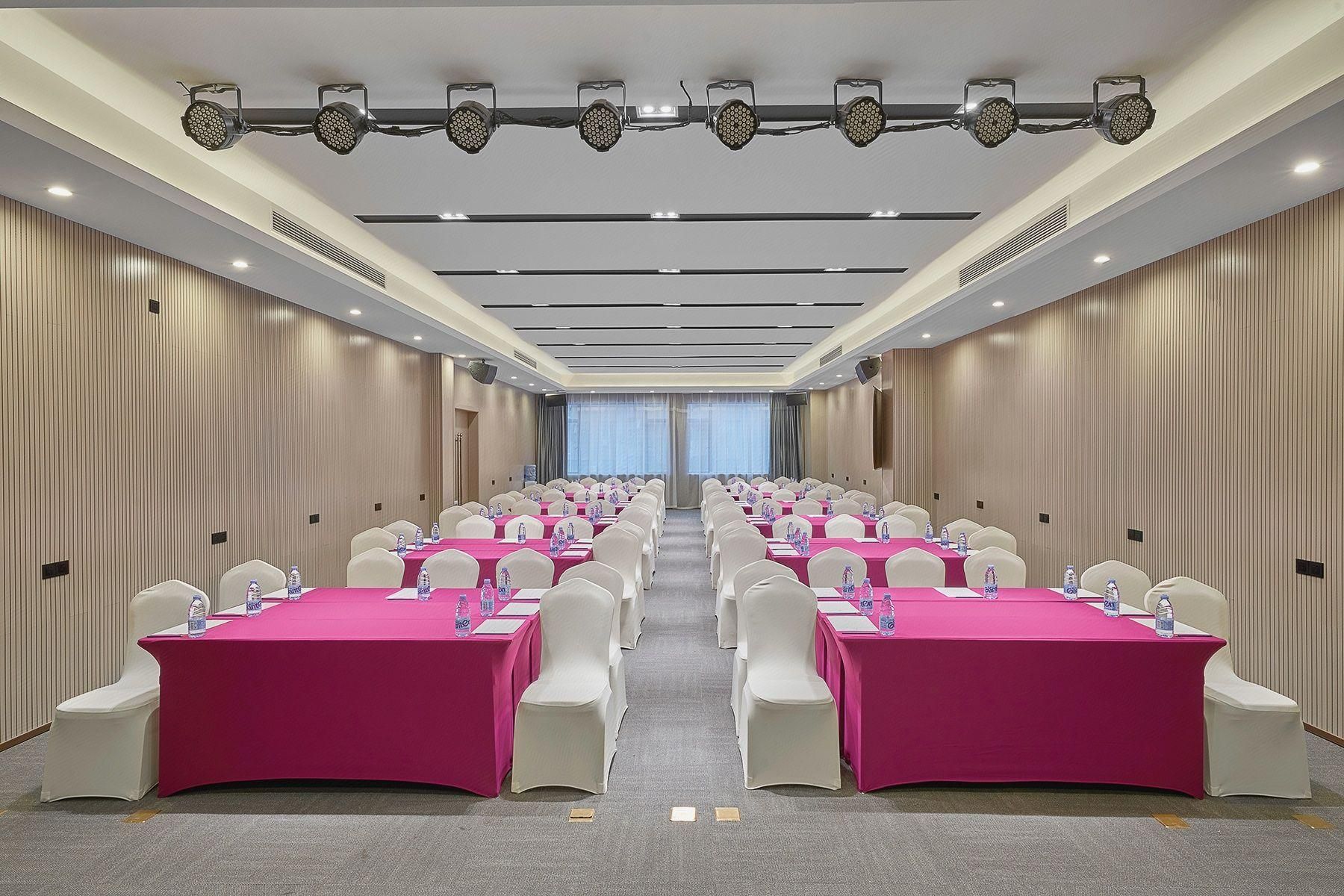 meeting room / ballrooms