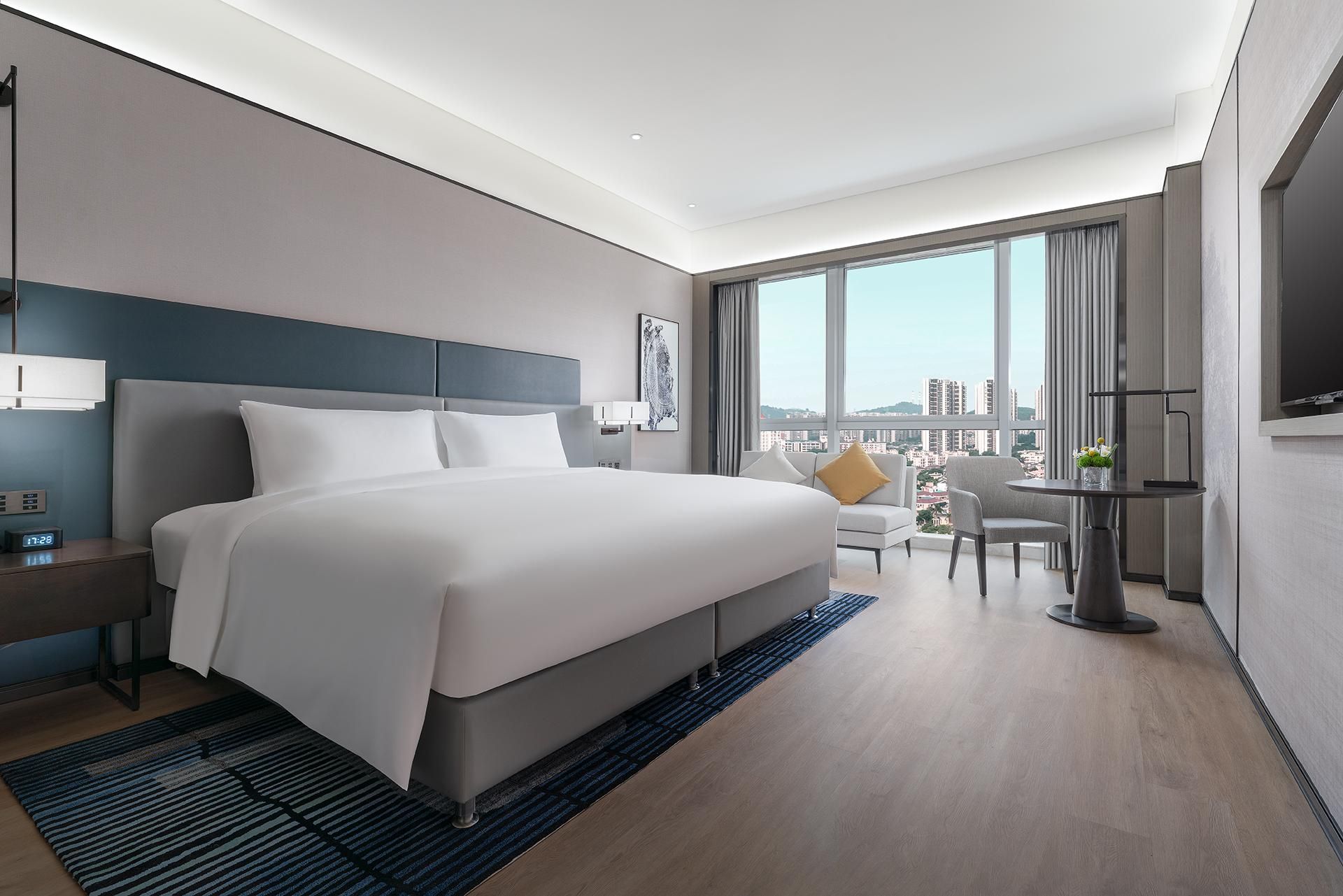 Premier Super King Room