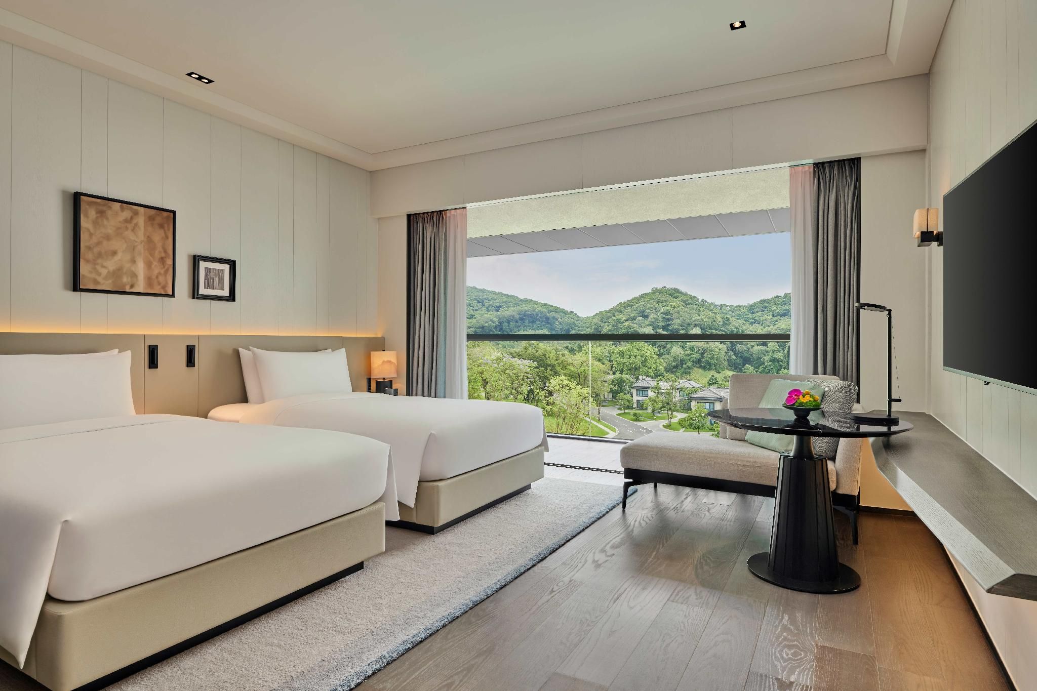 Twin Room with Balcony