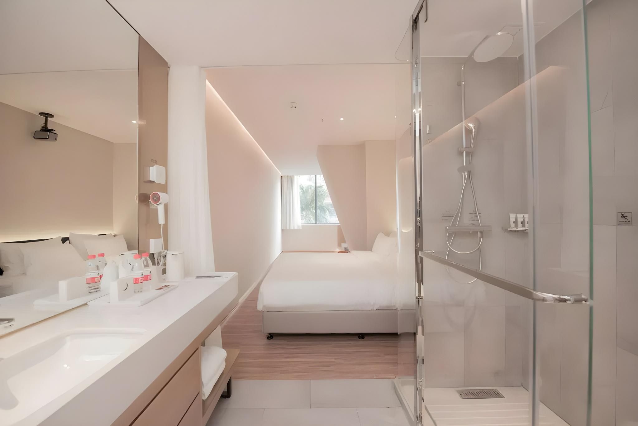 GTI - 1 Bed Guest Room, 1.5M Bed
