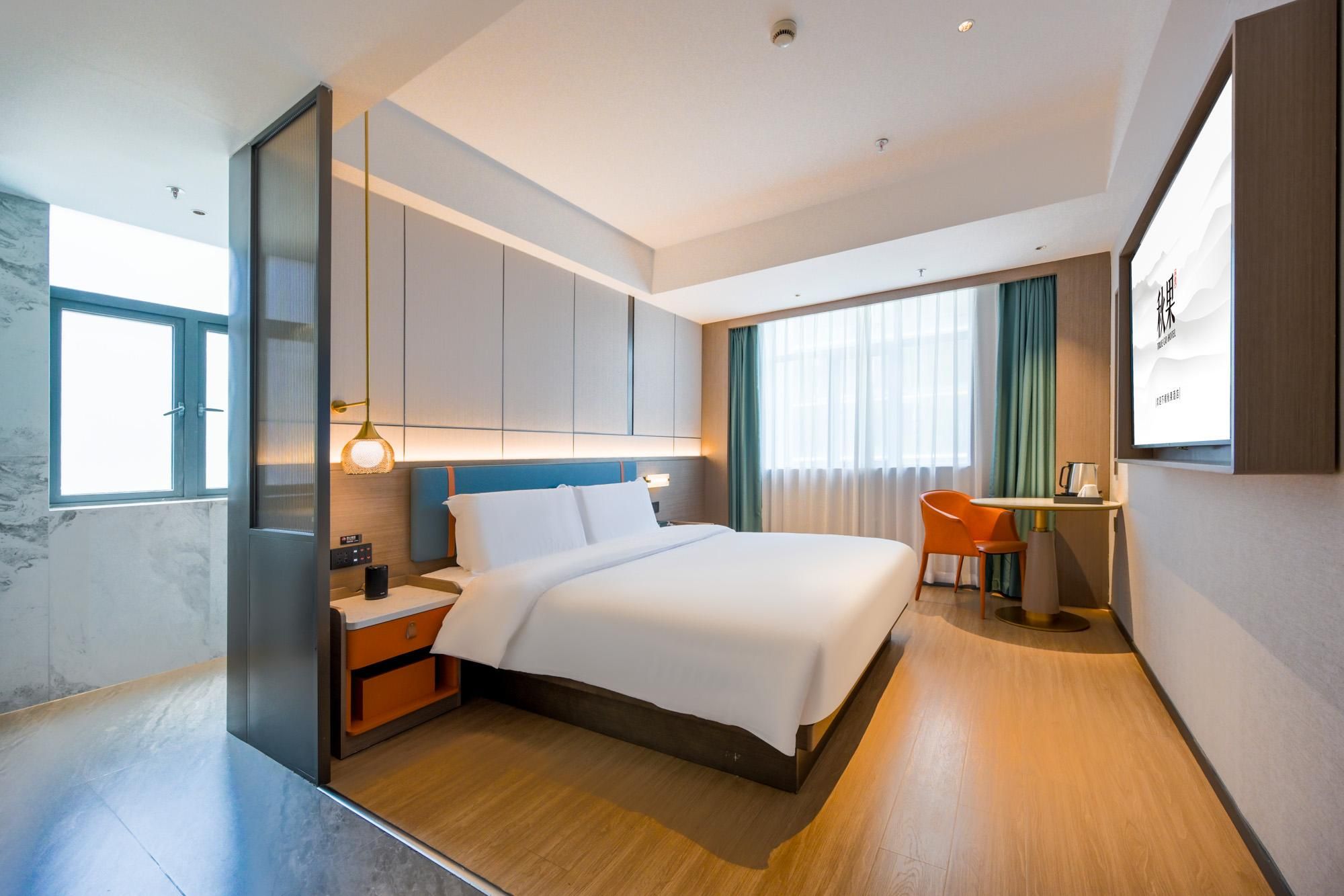 Comfort King Room