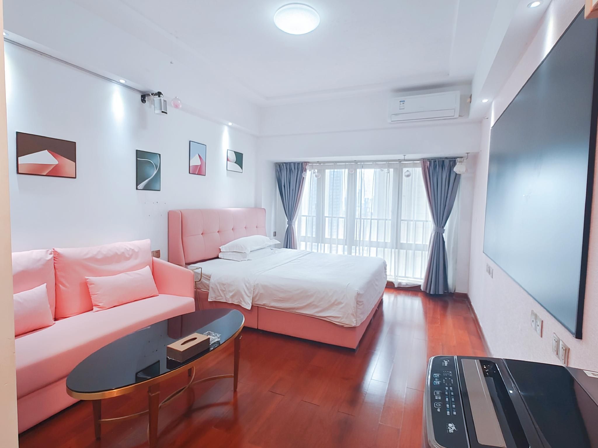 One Bed room Suite