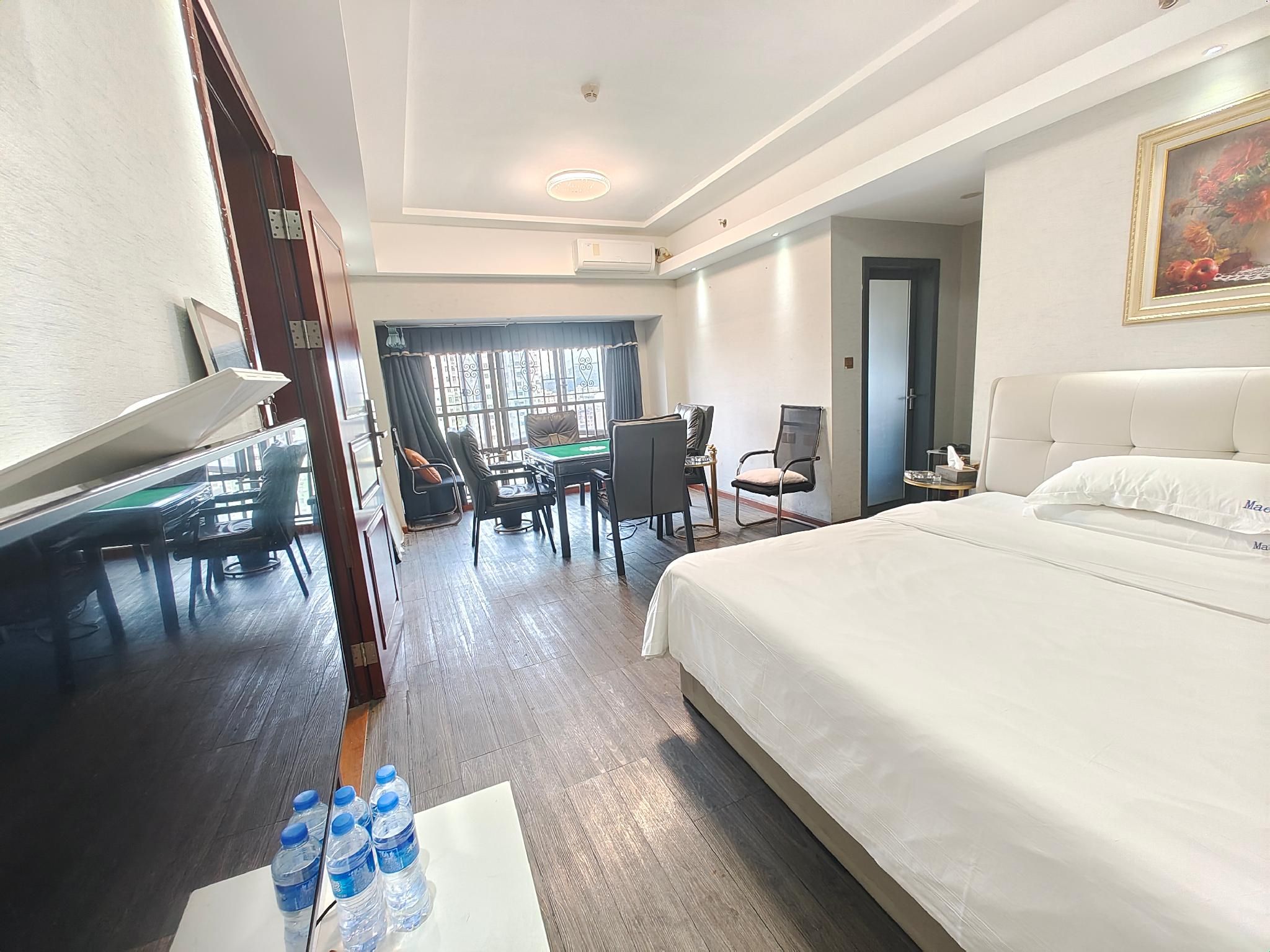 King Room