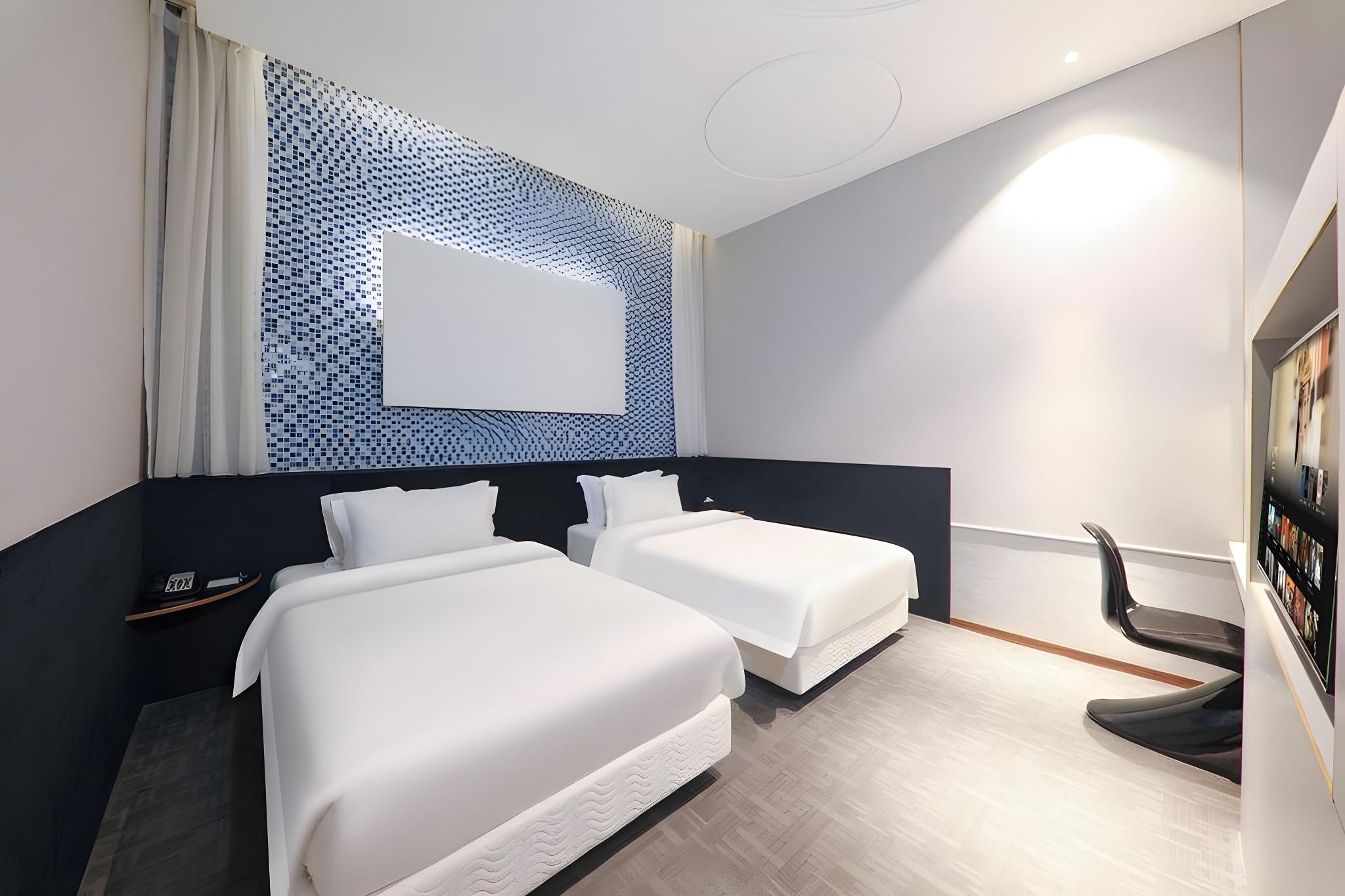 2 Bed Twin Superior Room