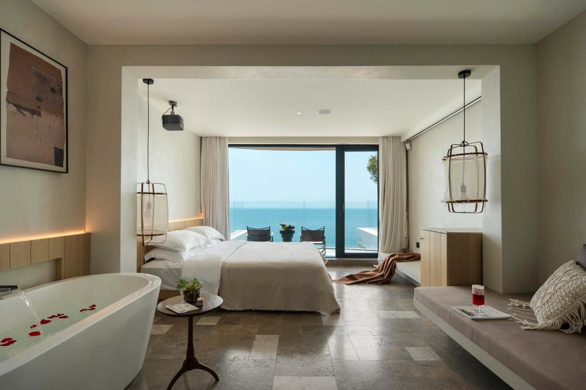 Deluxe Double Room with Sea View