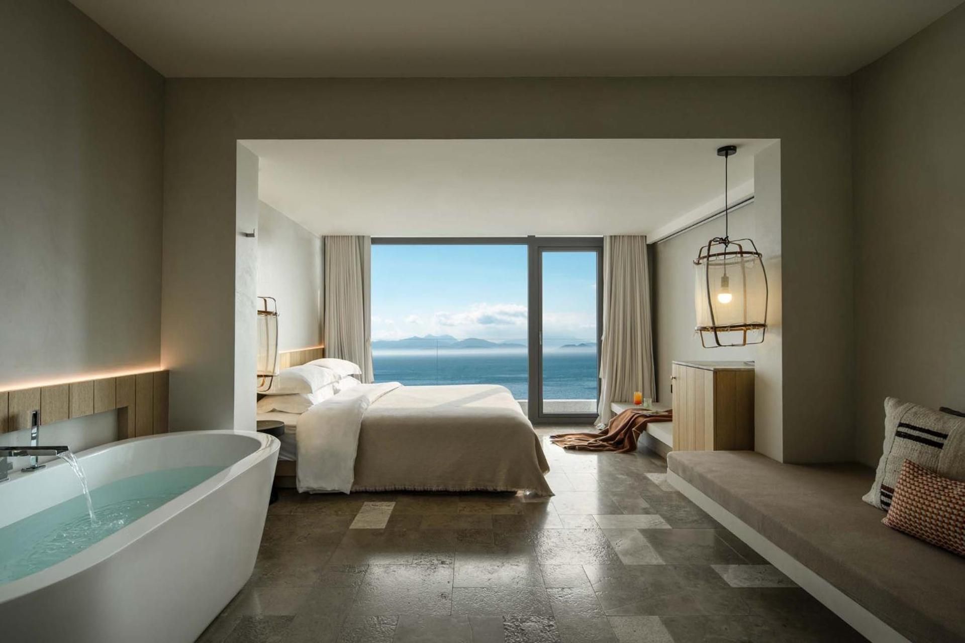 Queen Room with Sea View