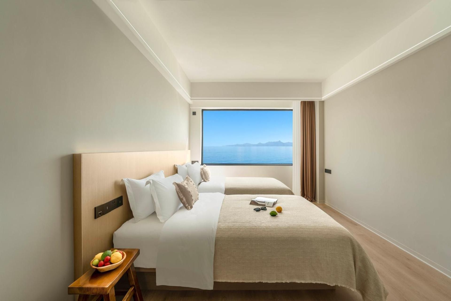 Two-Bedroom Apartment with Balcony and Sea View