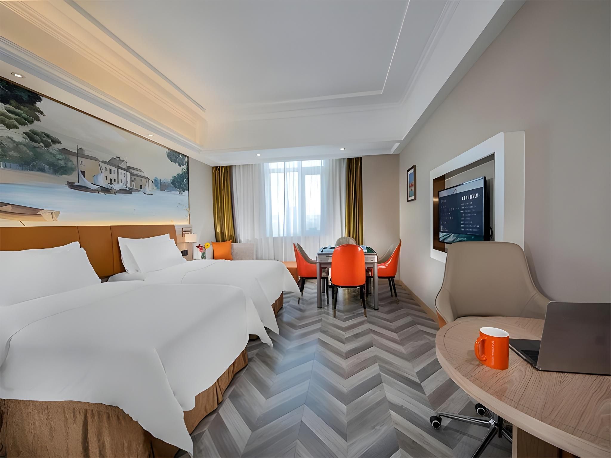 Vienna - Functional Chess Room With Twin Bed