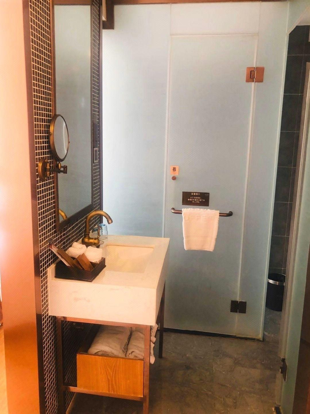 James Joyce - Feifan Bed Room