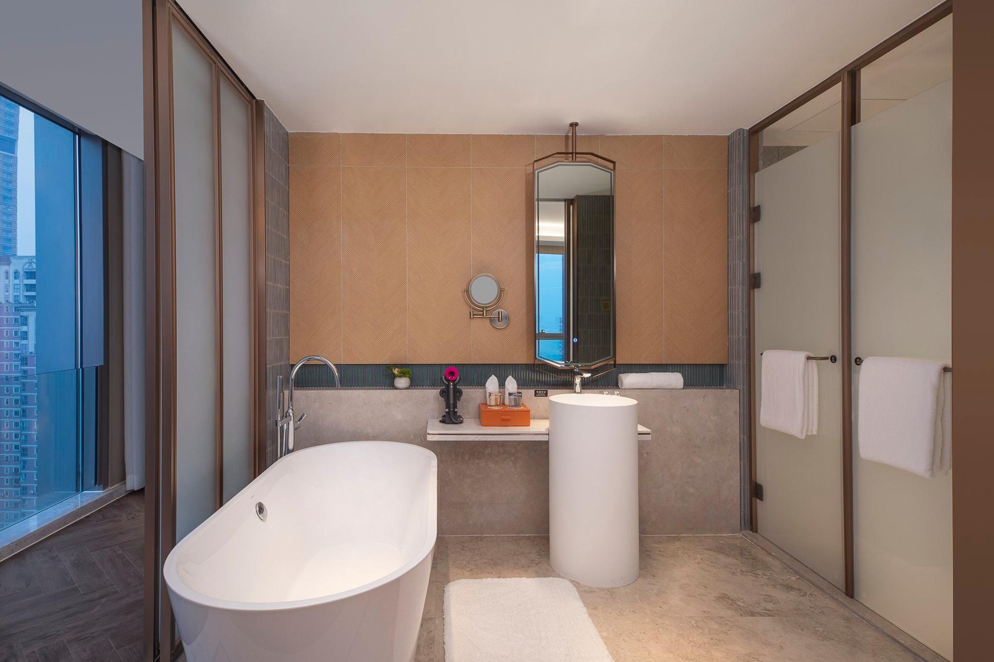 1 Bedroom Suite River View