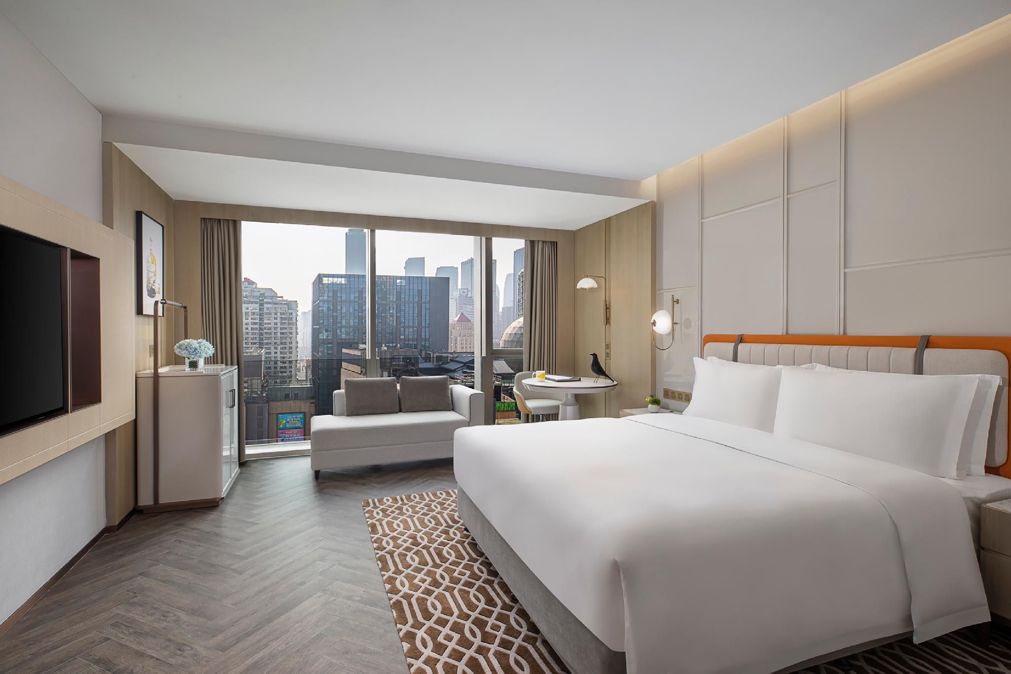 1 King Standard Room