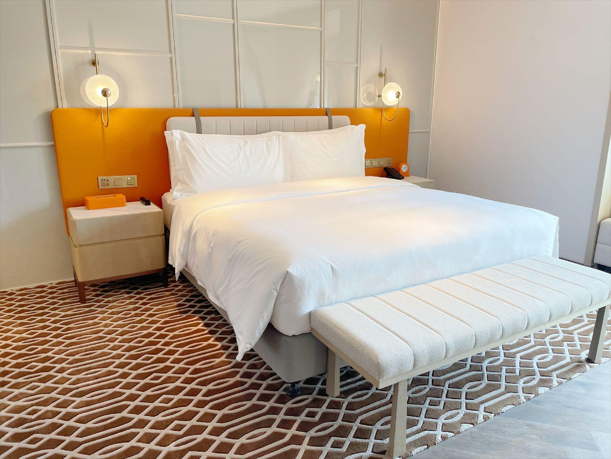 1 King Bed Premium Accessible Room