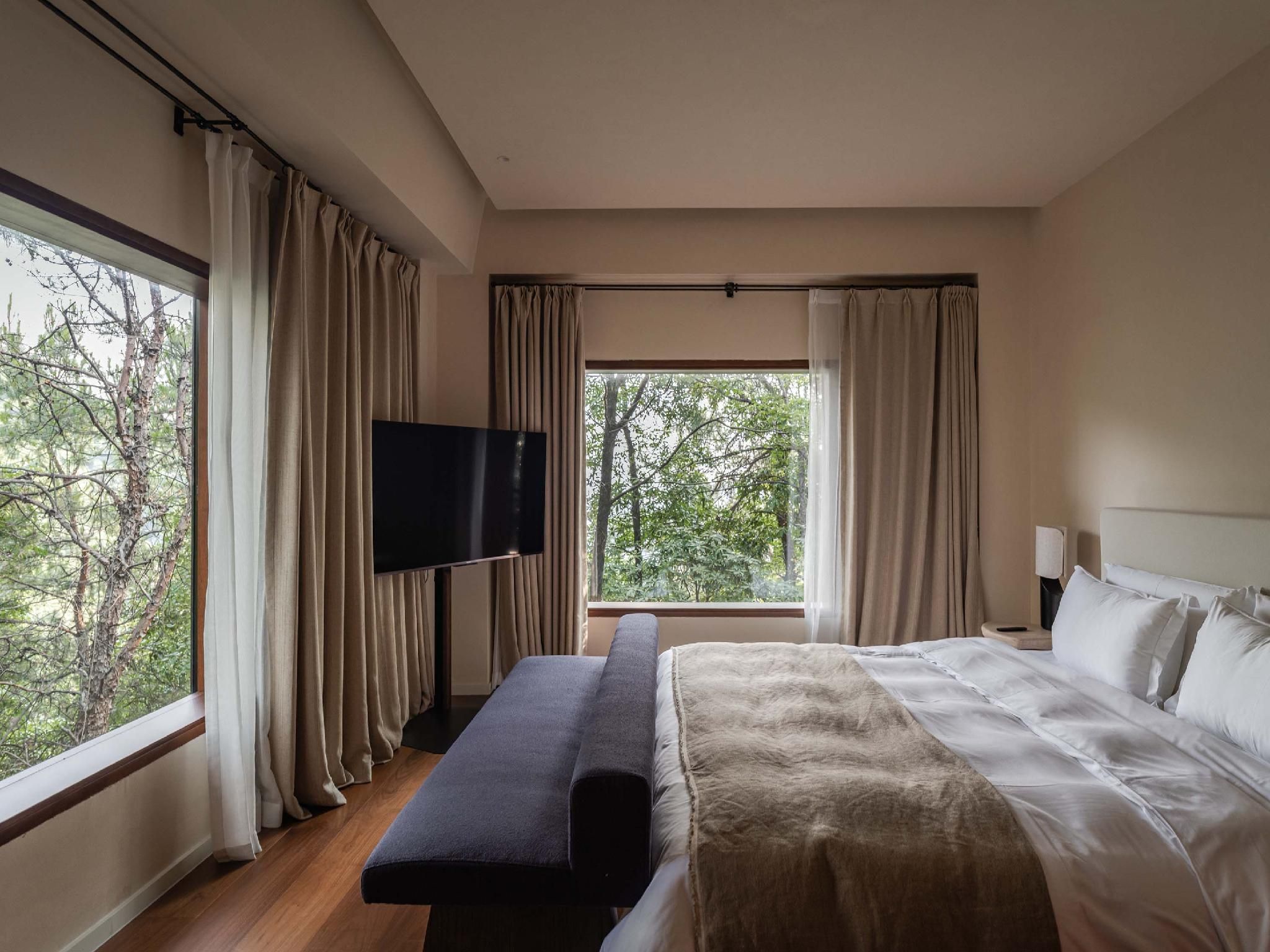 Suite Room - Mountain view