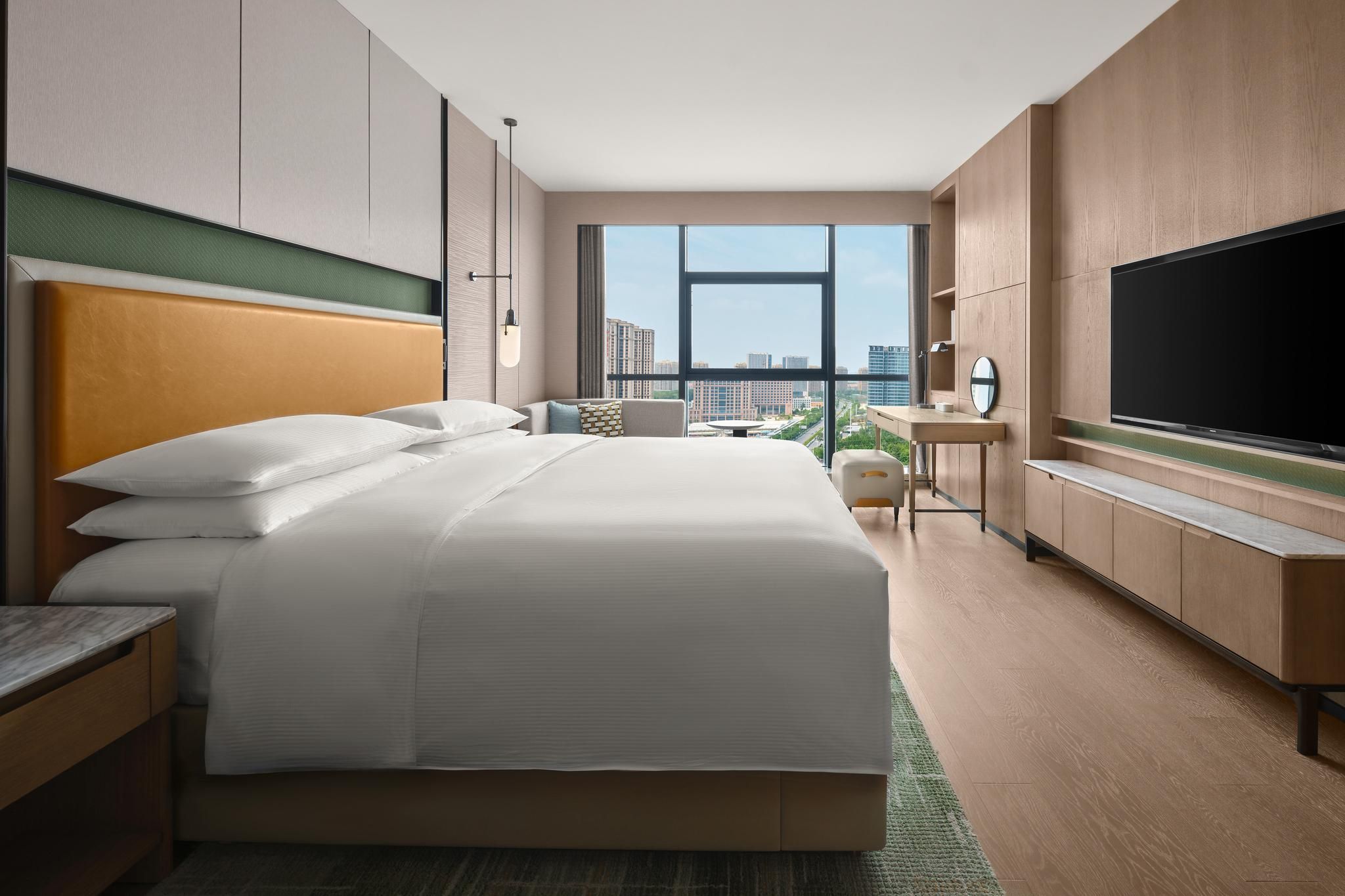 King Ambassador Suite
