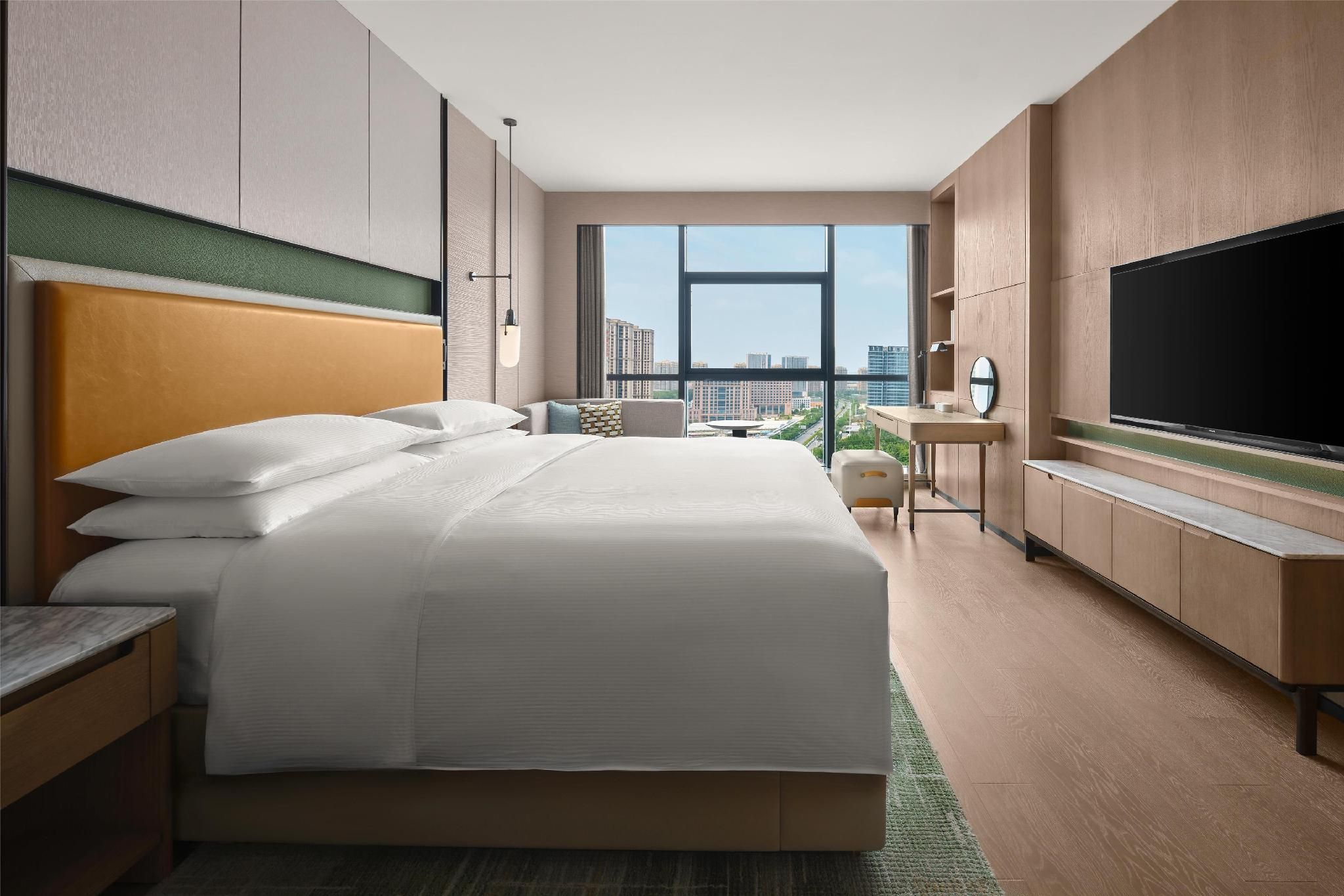 King Deluxe Suite