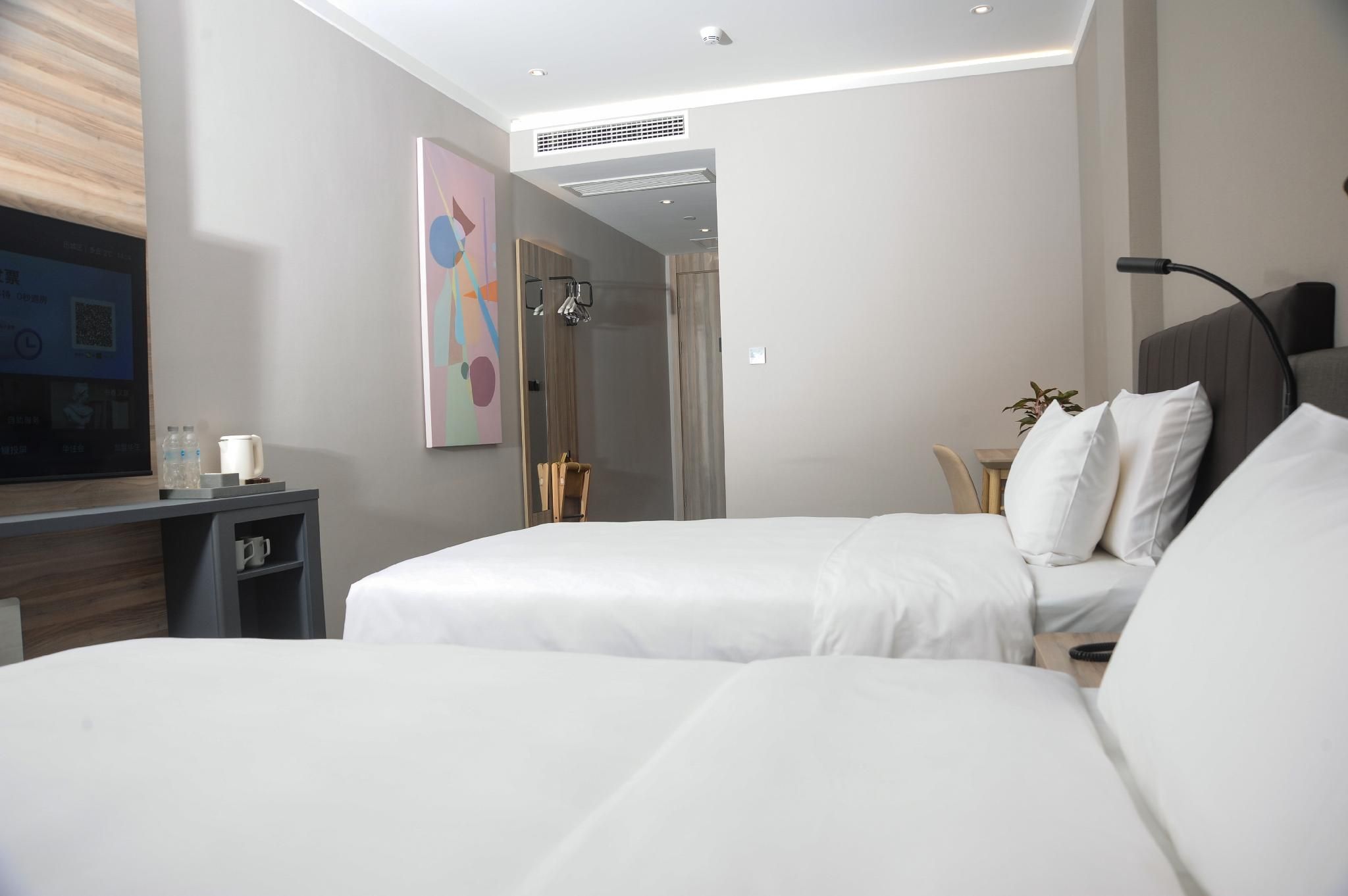 Hanting Hotel Jinan Gangxi Road Free Bonded Area Family Room