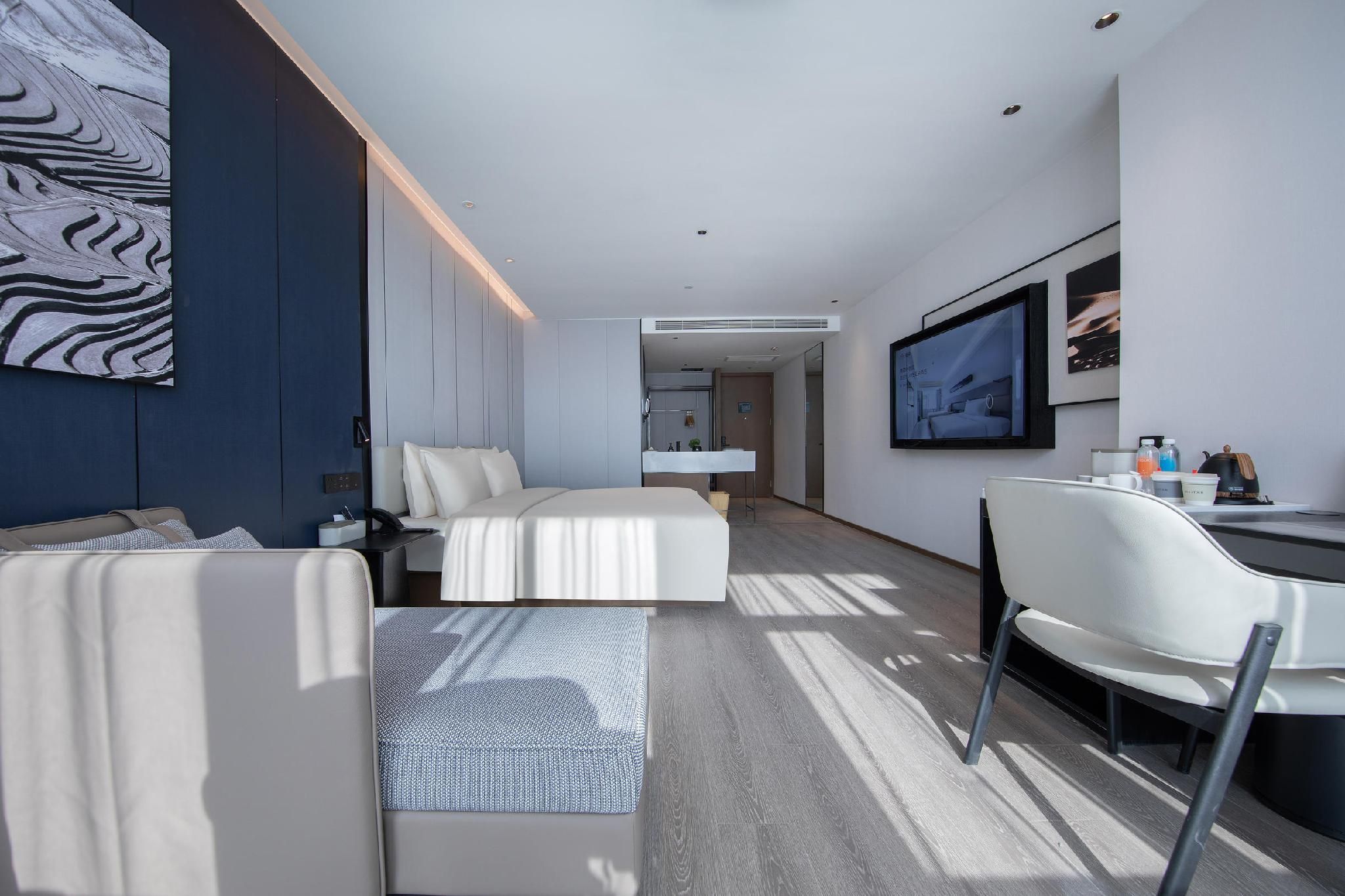 Executive room, Guest room, 1 Queen