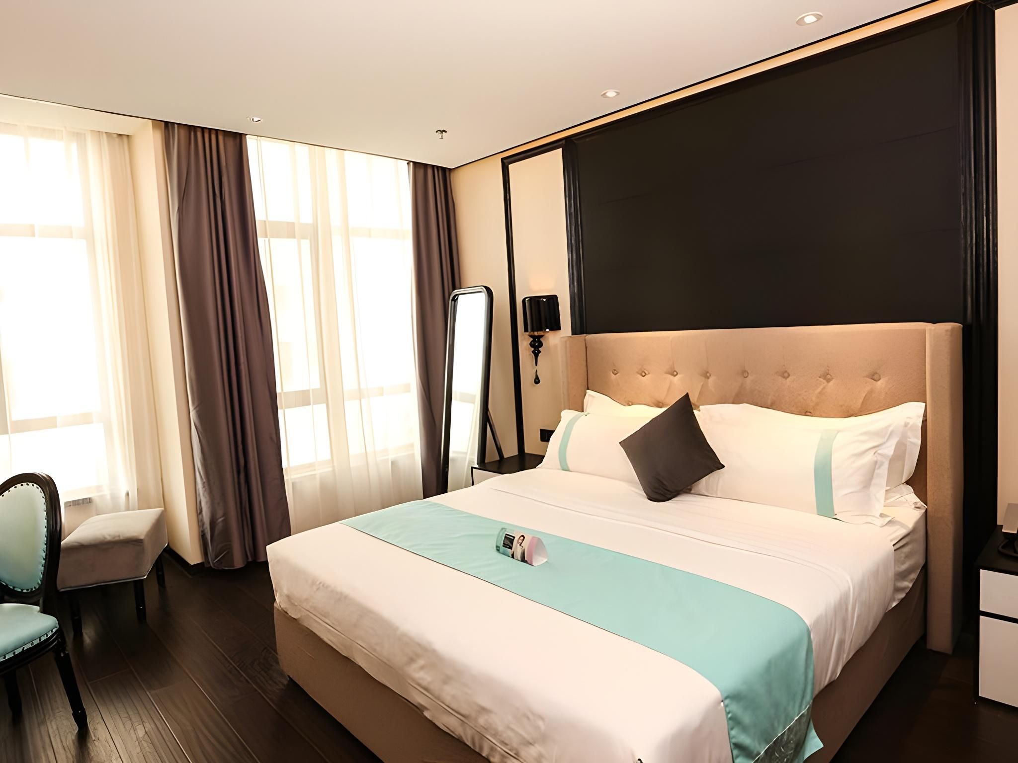 Xana - Deluxe Bed Room