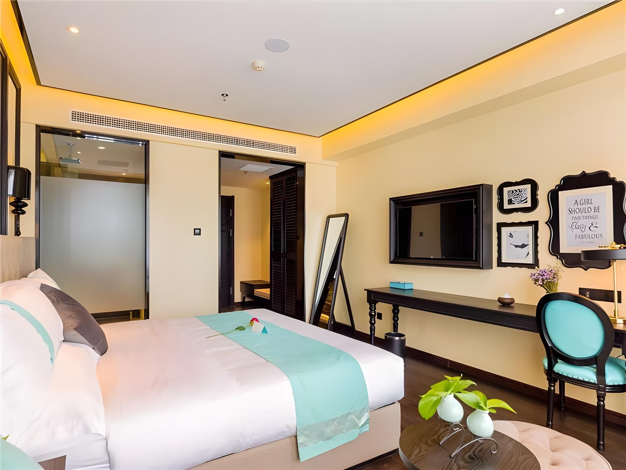 Xana - Business Bed Room