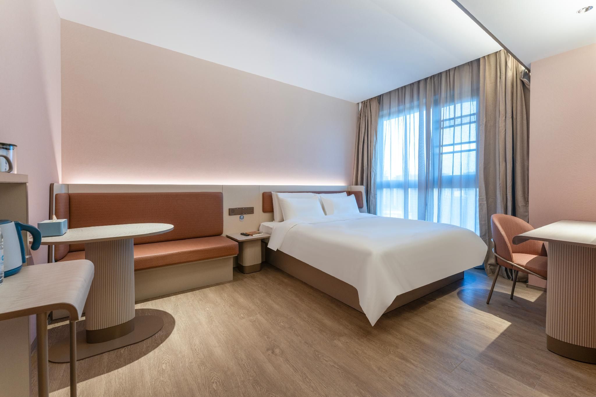Huazhu - Superior BedRoom
