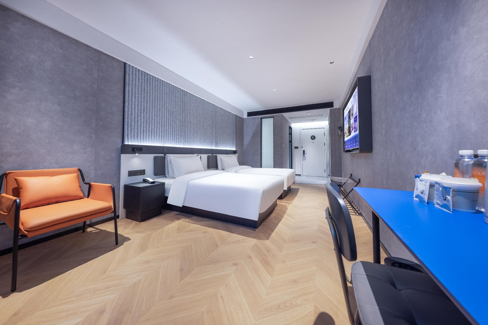 Select Twin Room