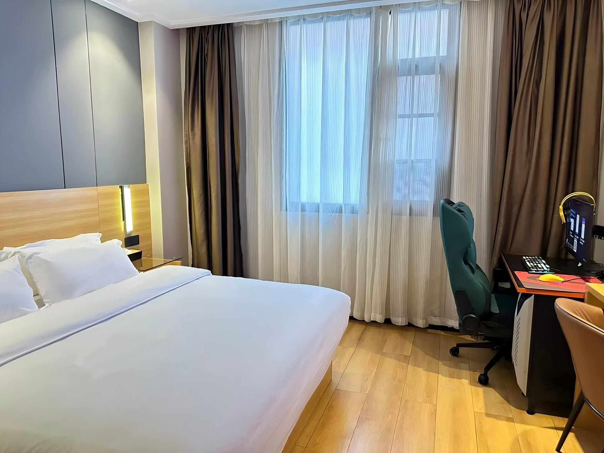 Huazhu - Electronic Sport 1 Bed Room