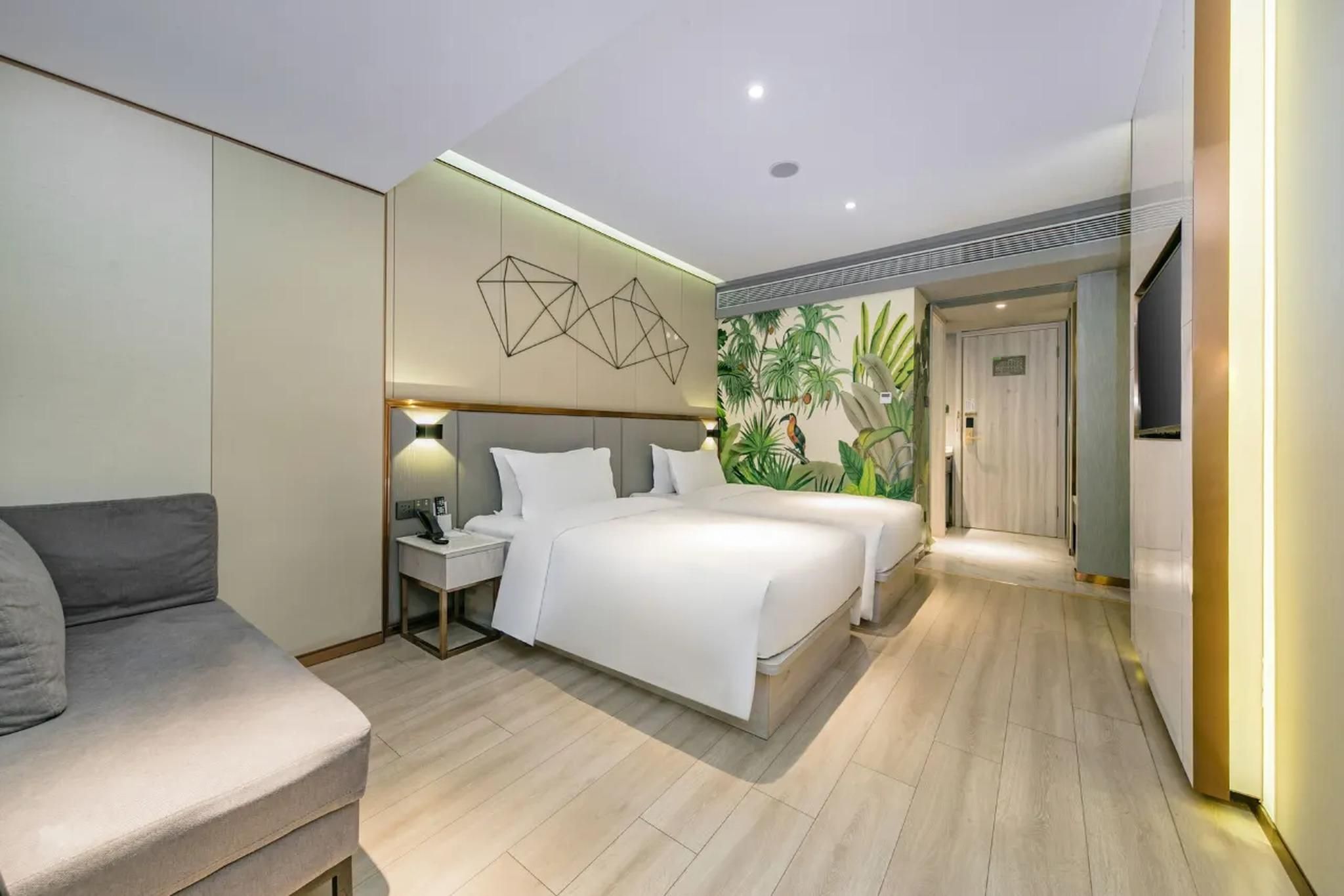 King Twin Room With City View